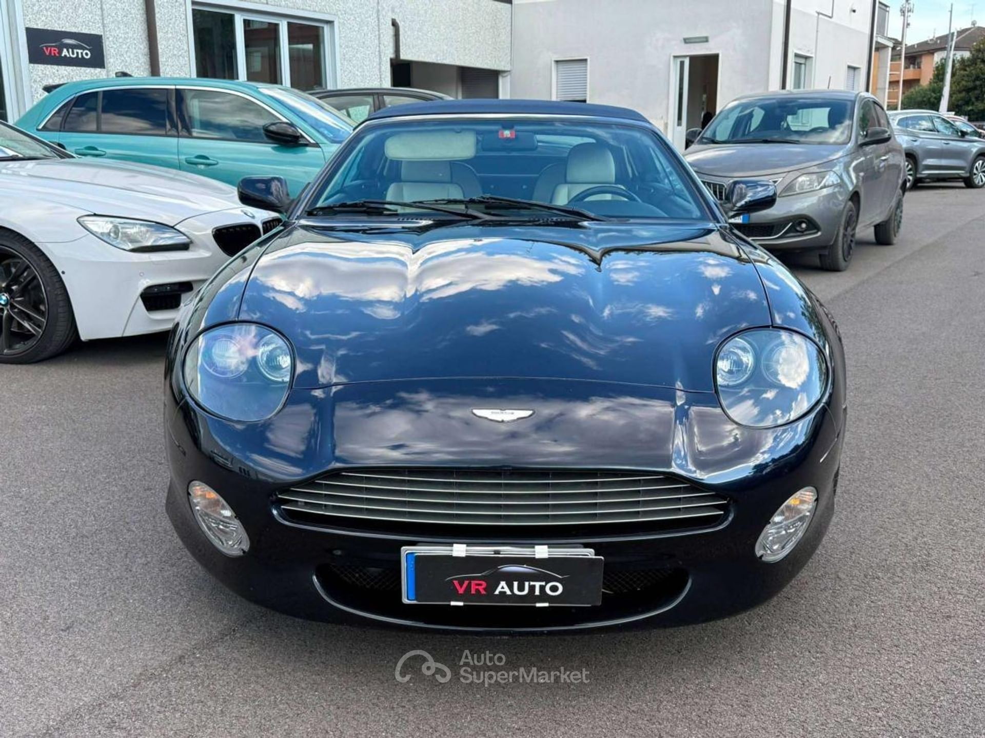 Aston Martin DB