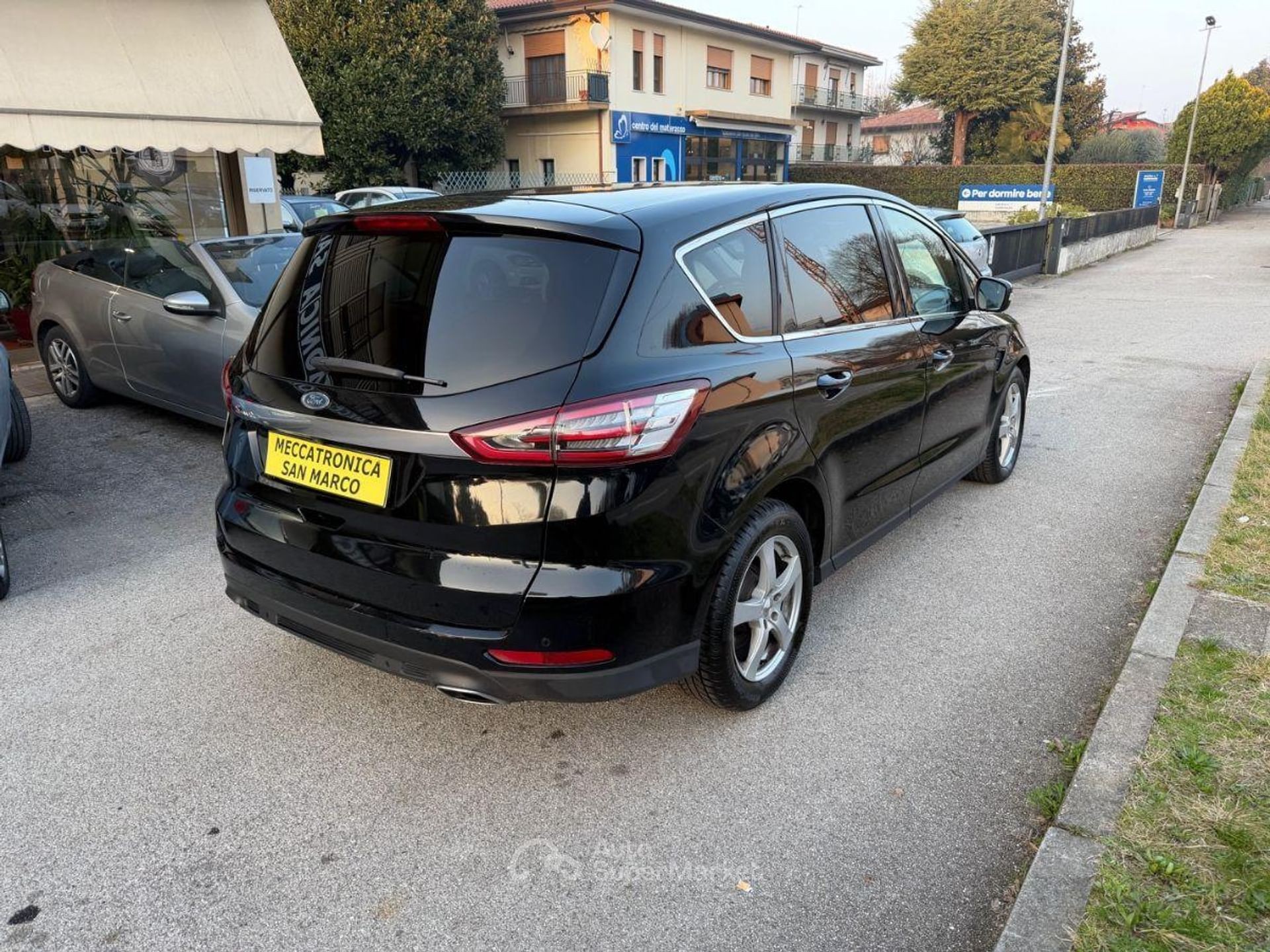 Ford S-Max