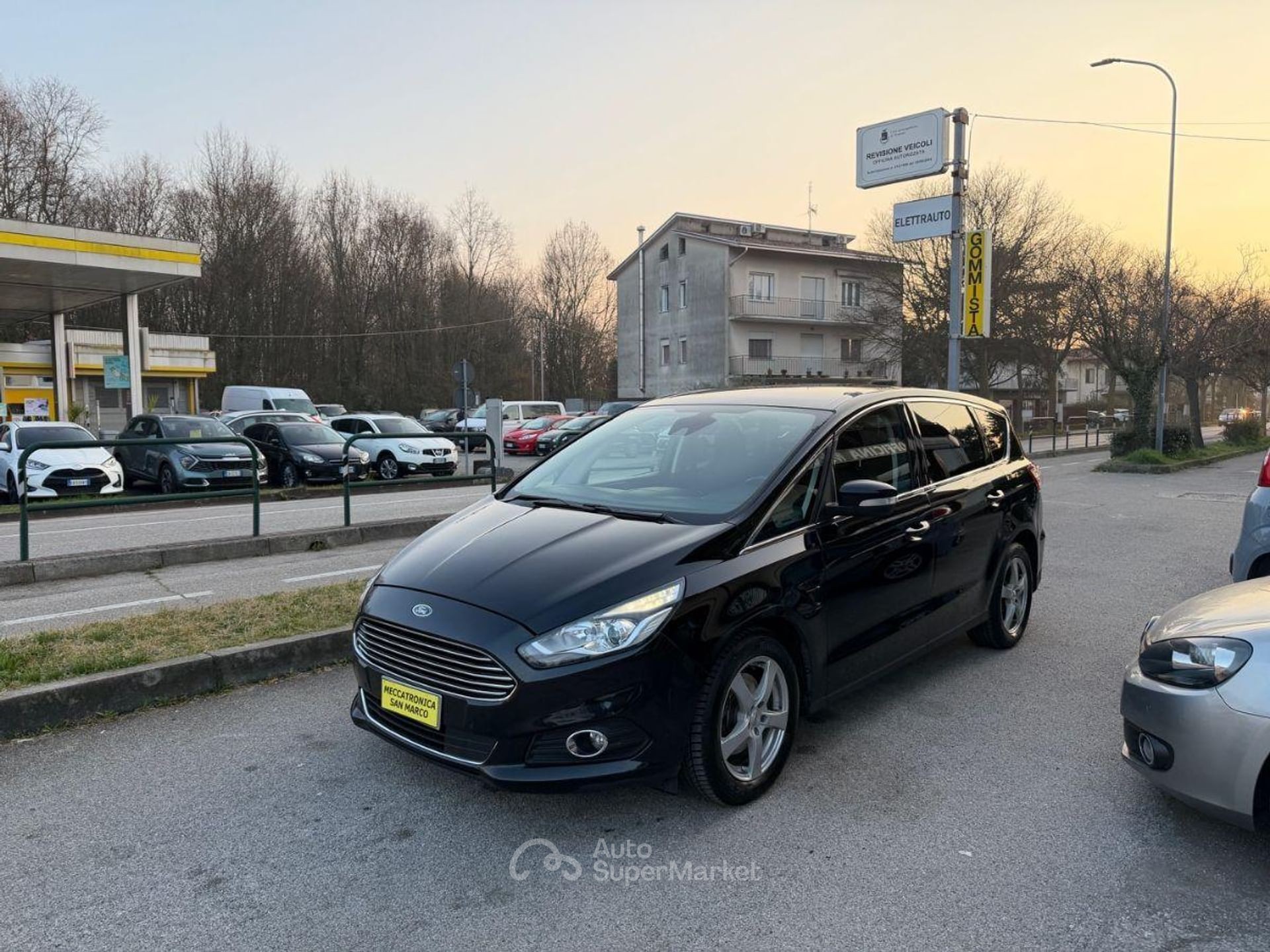 Ford S-Max