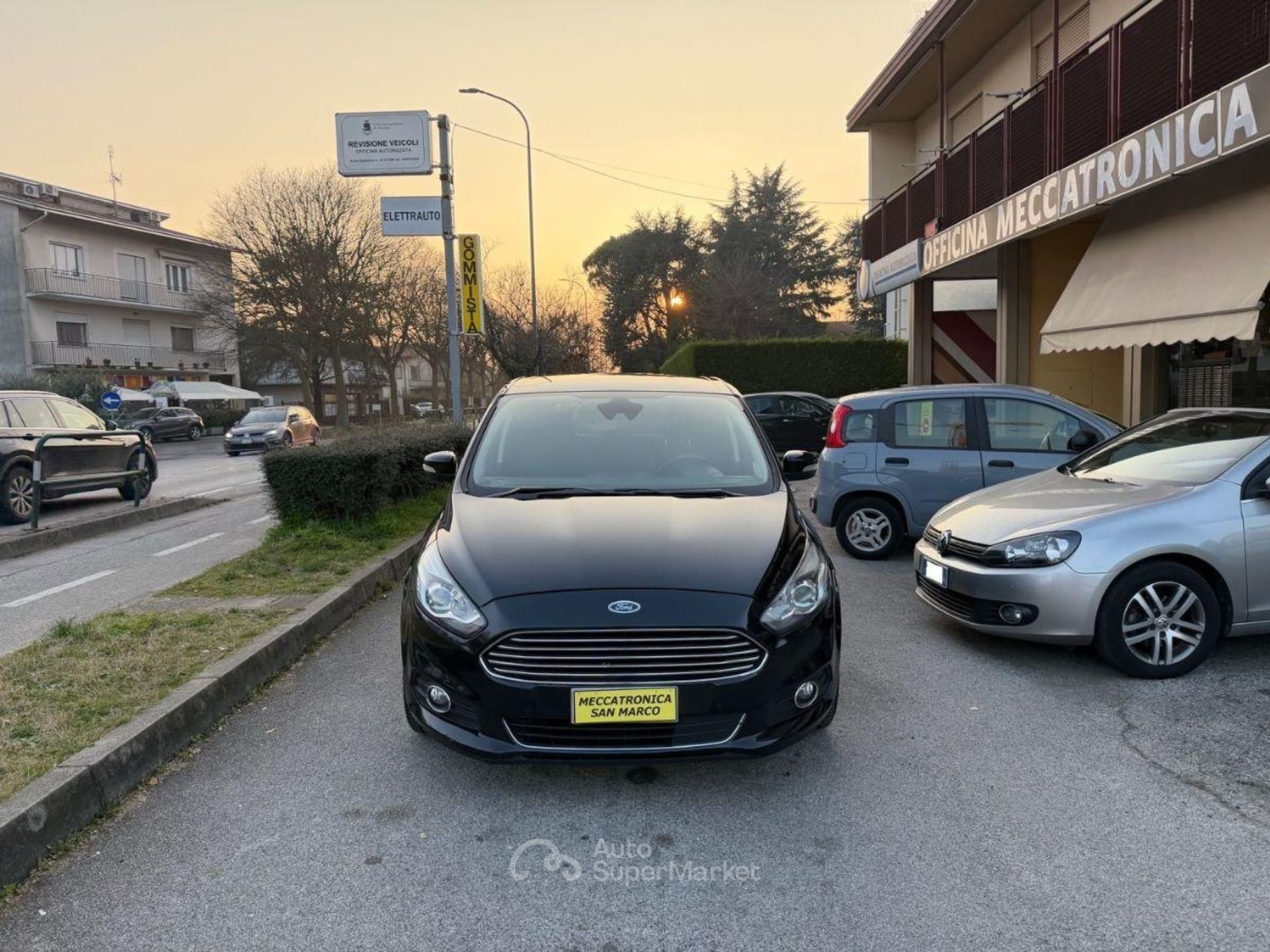 Ford S-Max