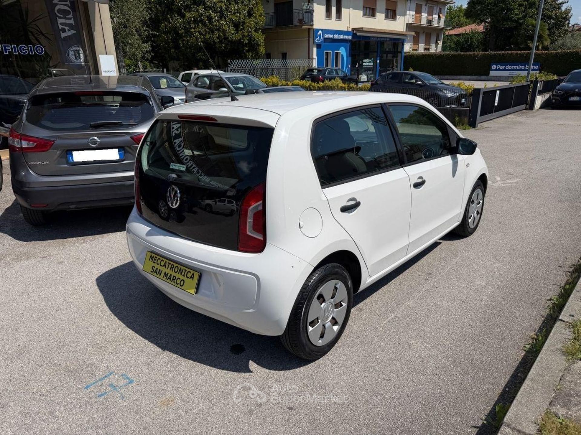 Volkswagen up!