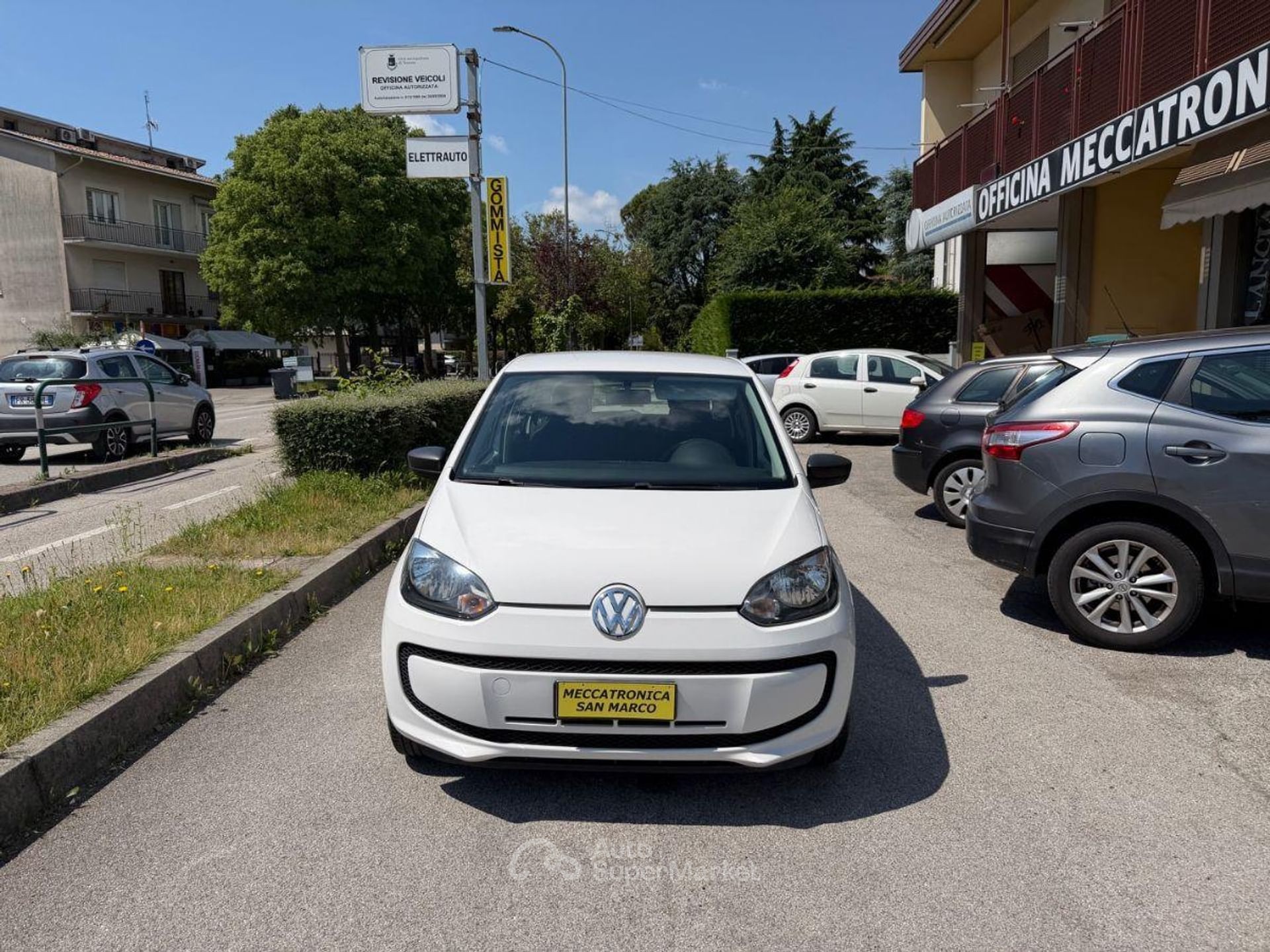Volkswagen up!