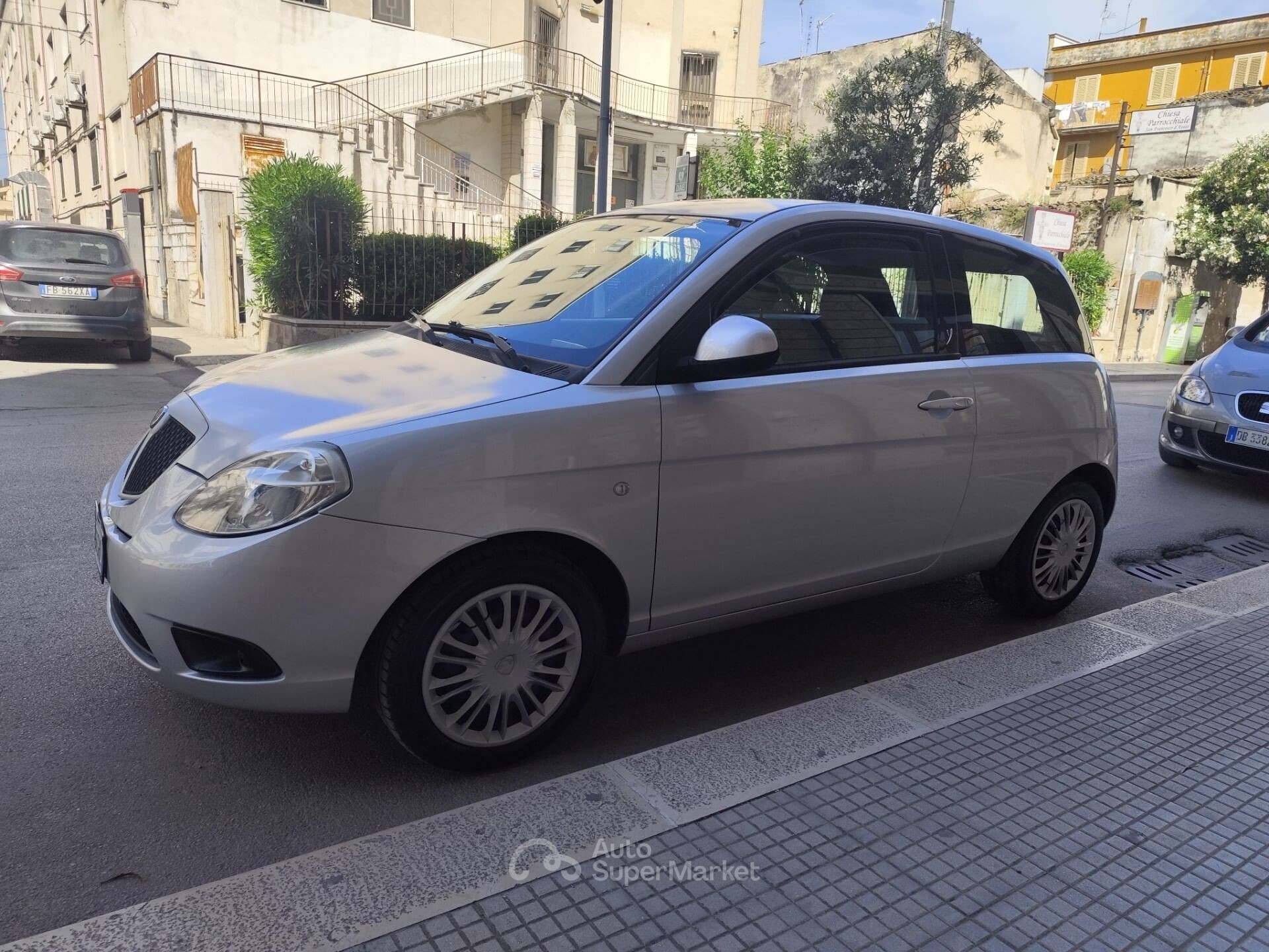Lancia Ypsilon