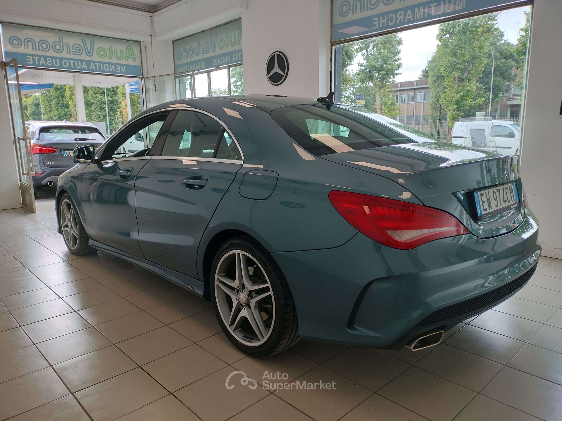 Mercedes-Benz CLA
