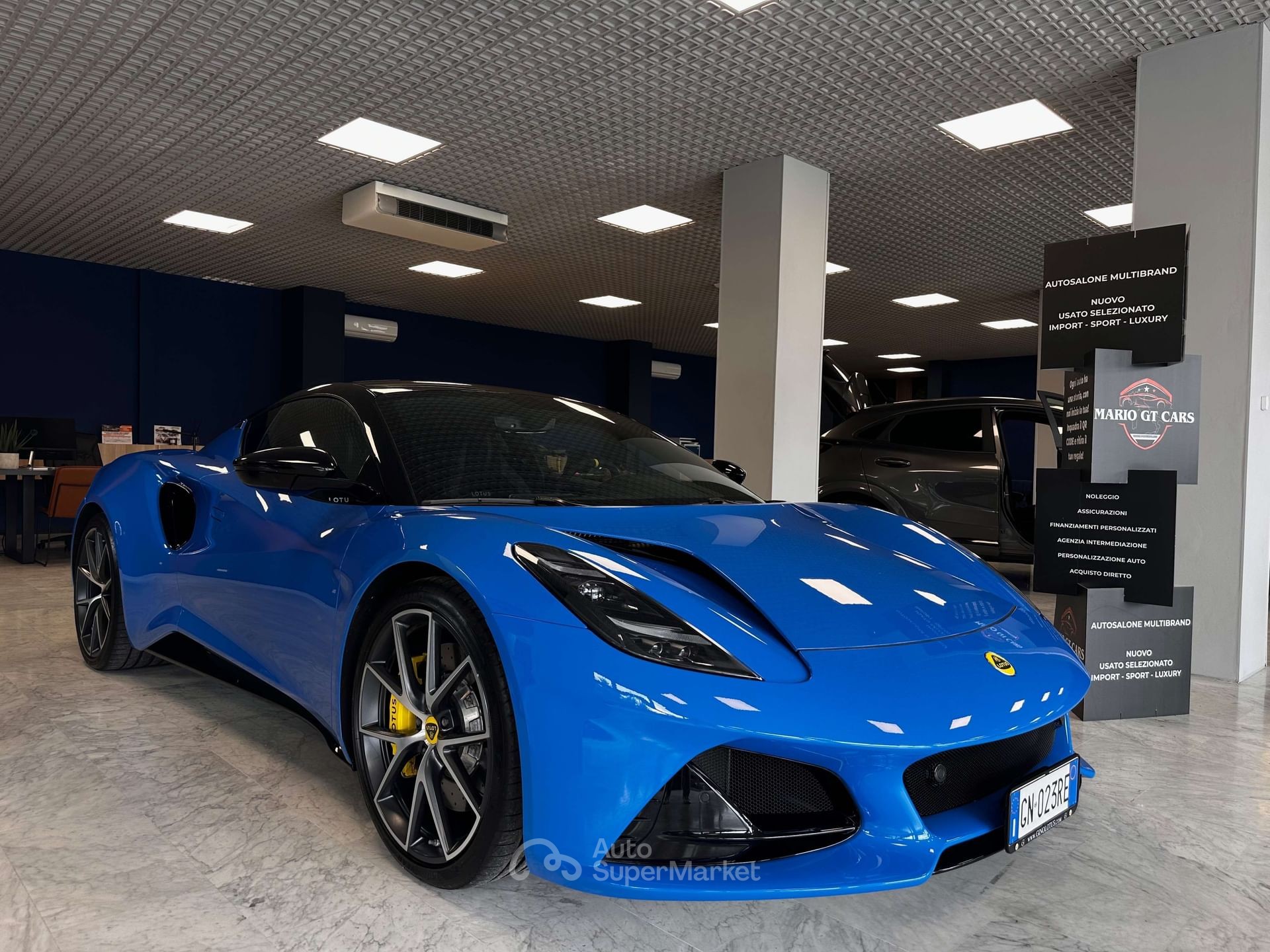 Lotus Emira