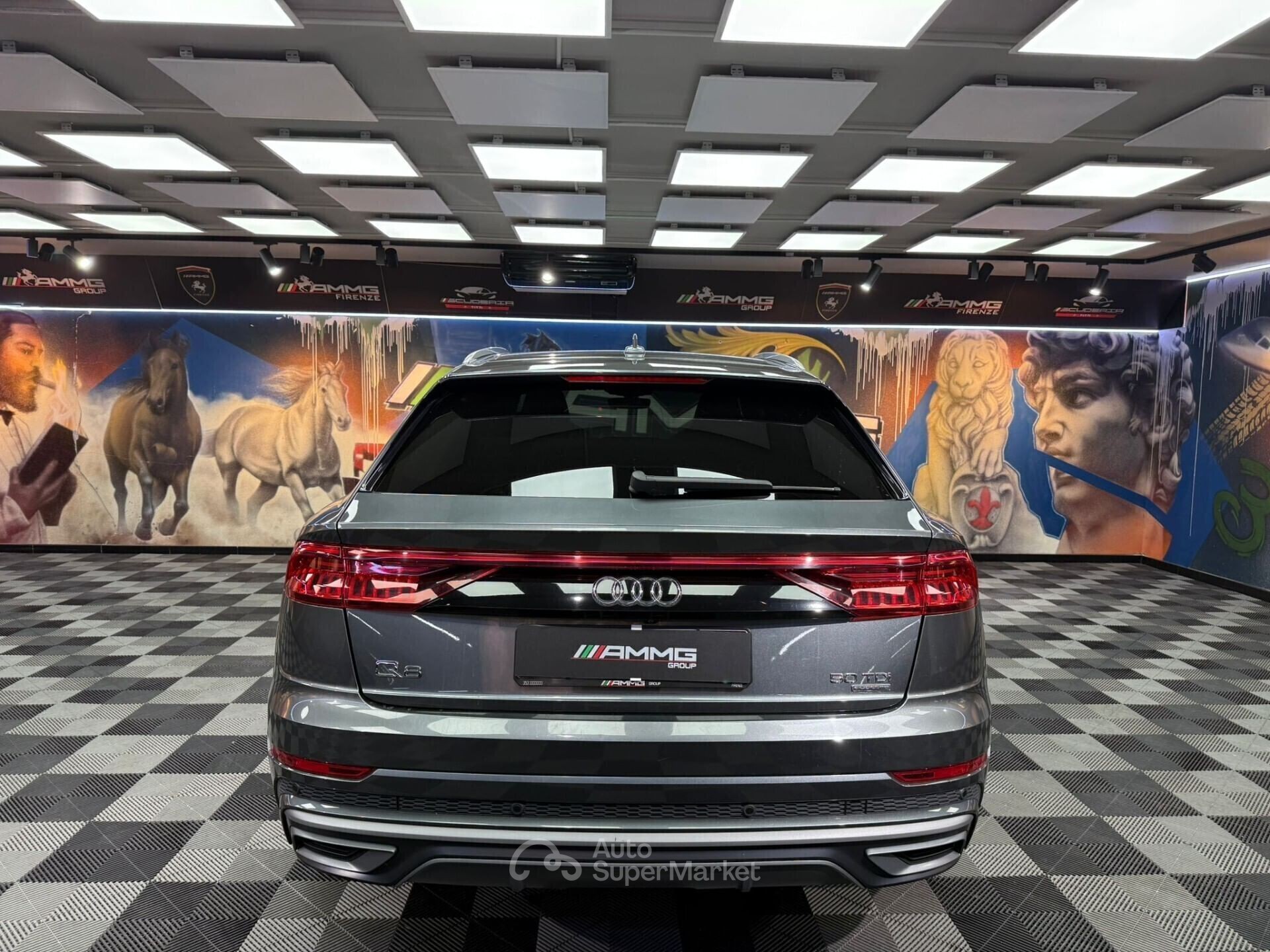 Audi Q8