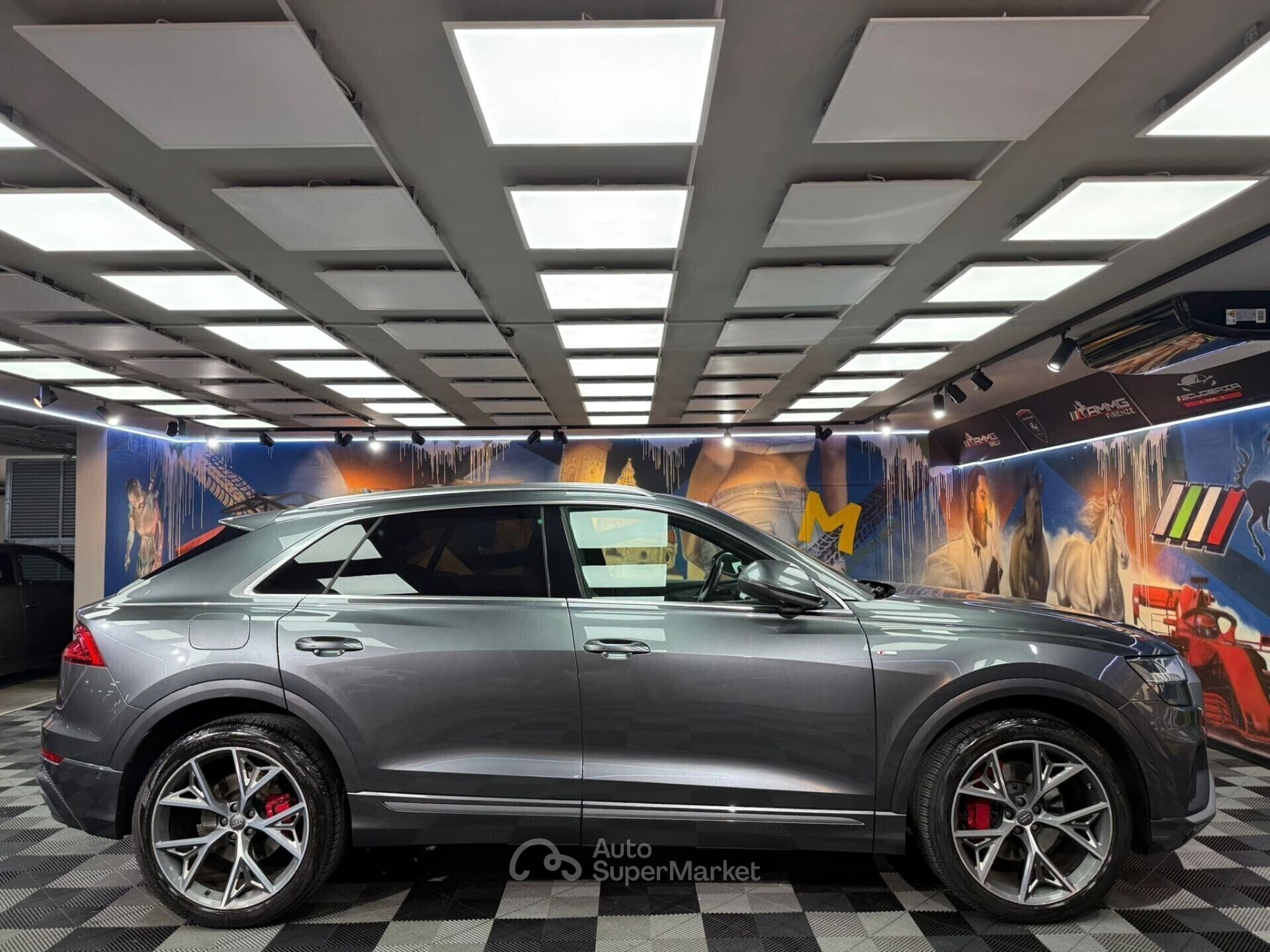Audi Q8