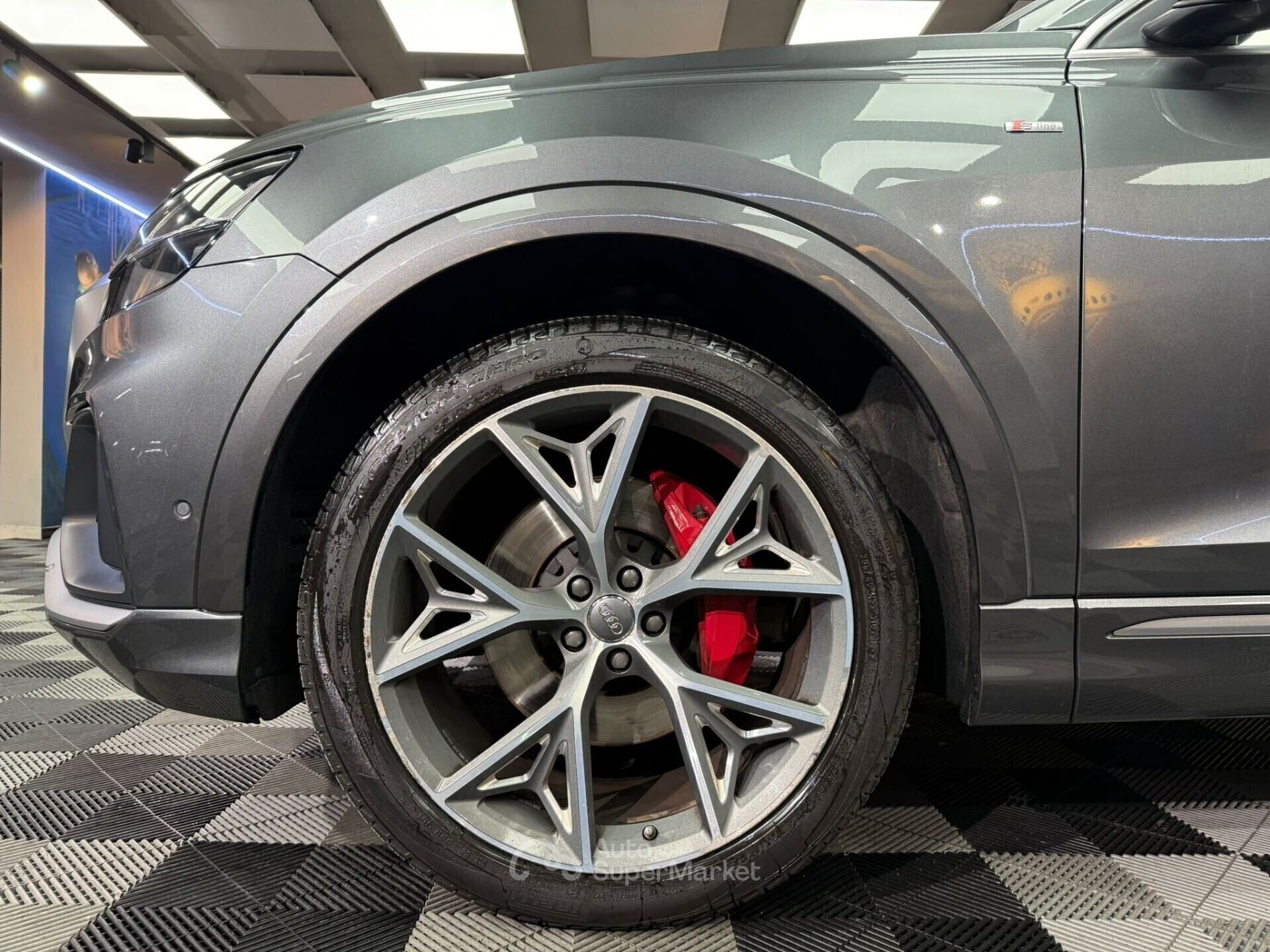 Audi Q8