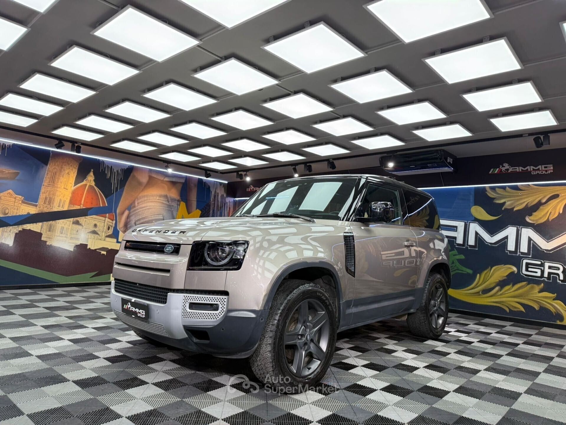 Land Rover Defender