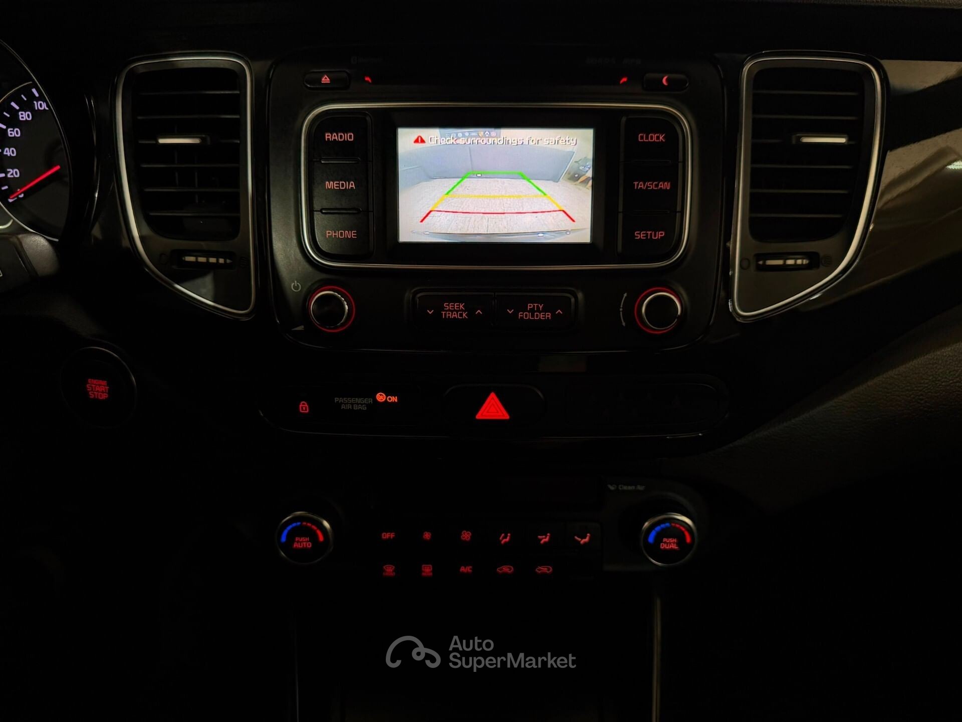 Kia Carens