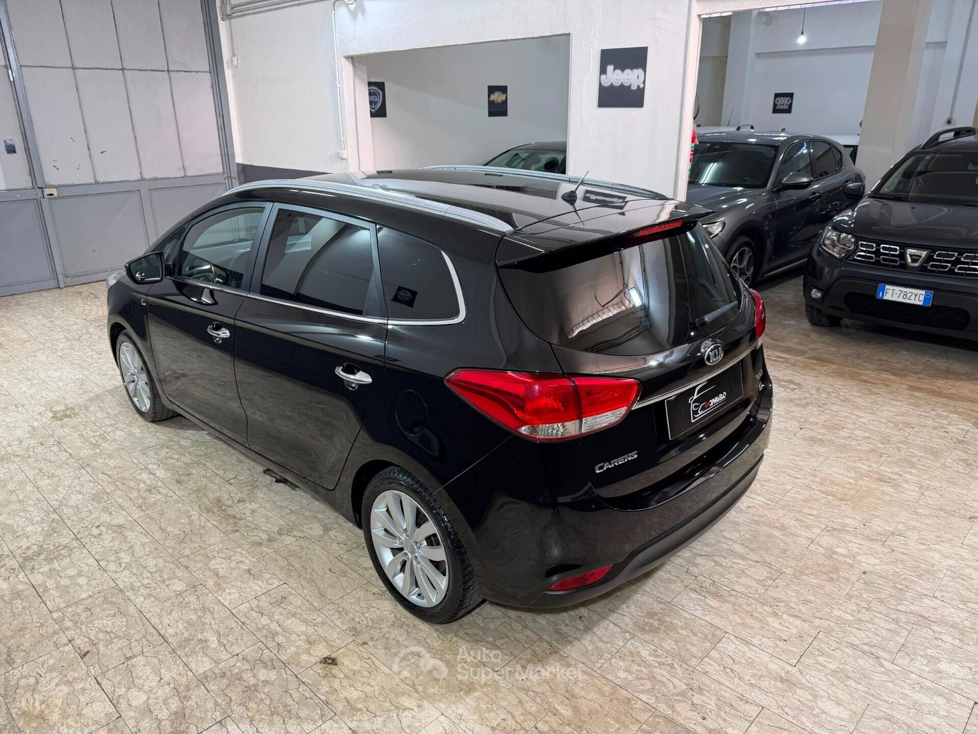 Kia Carens