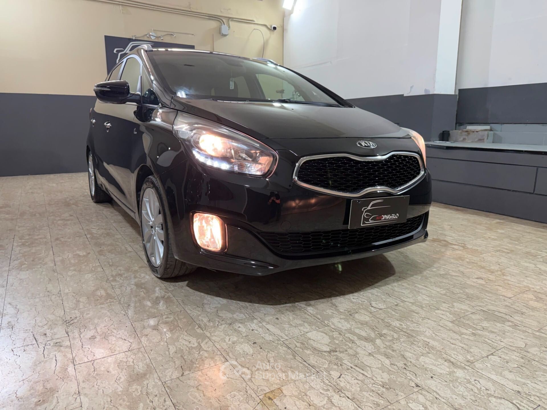 Kia Carens