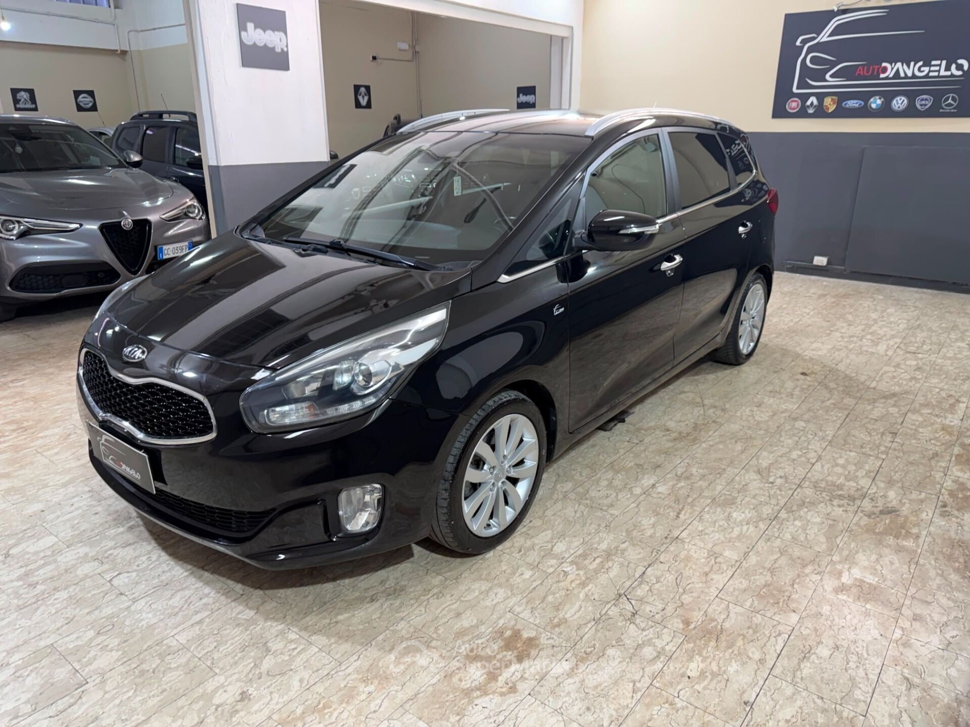 Kia Carens