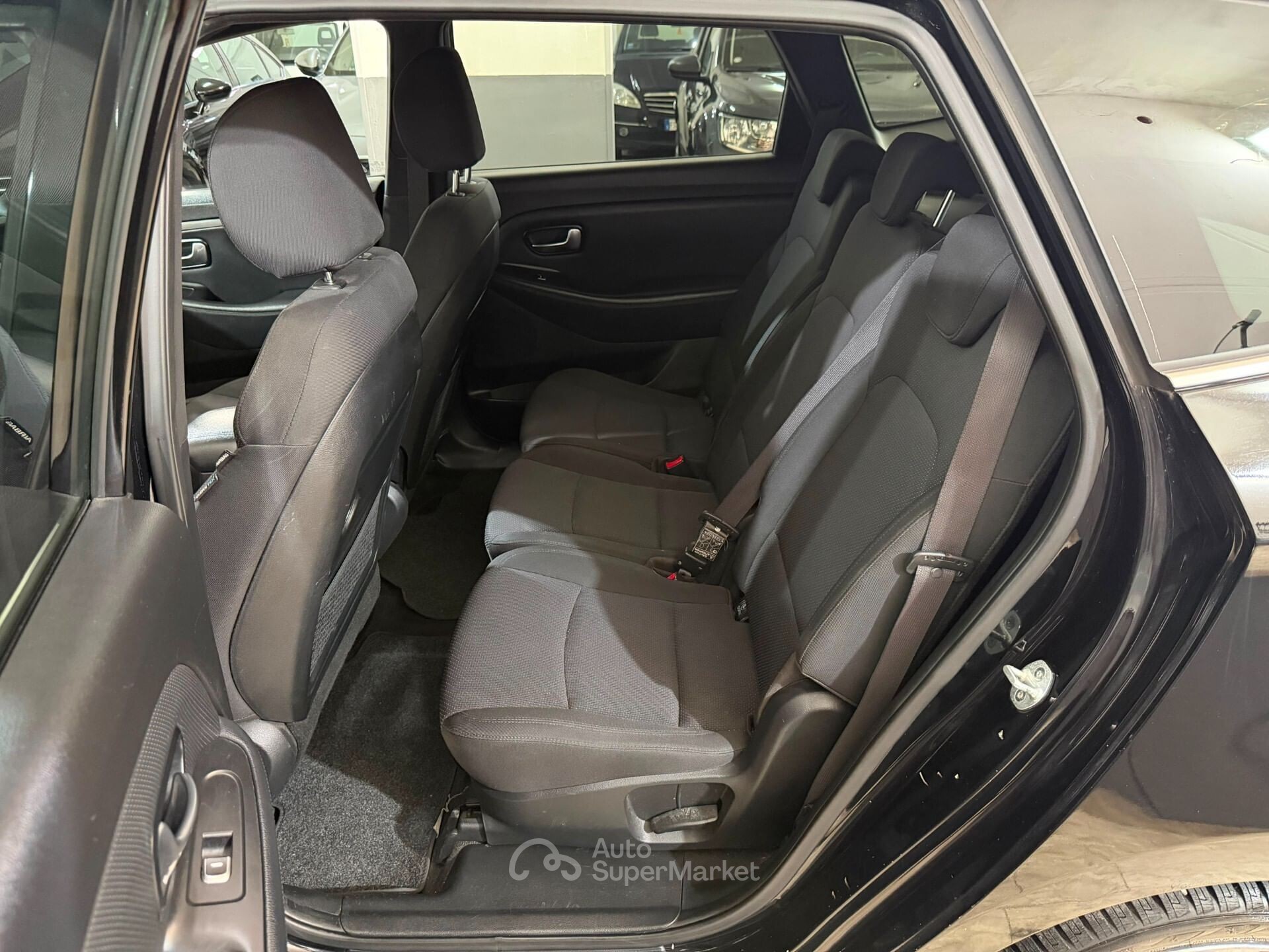 Kia Carens