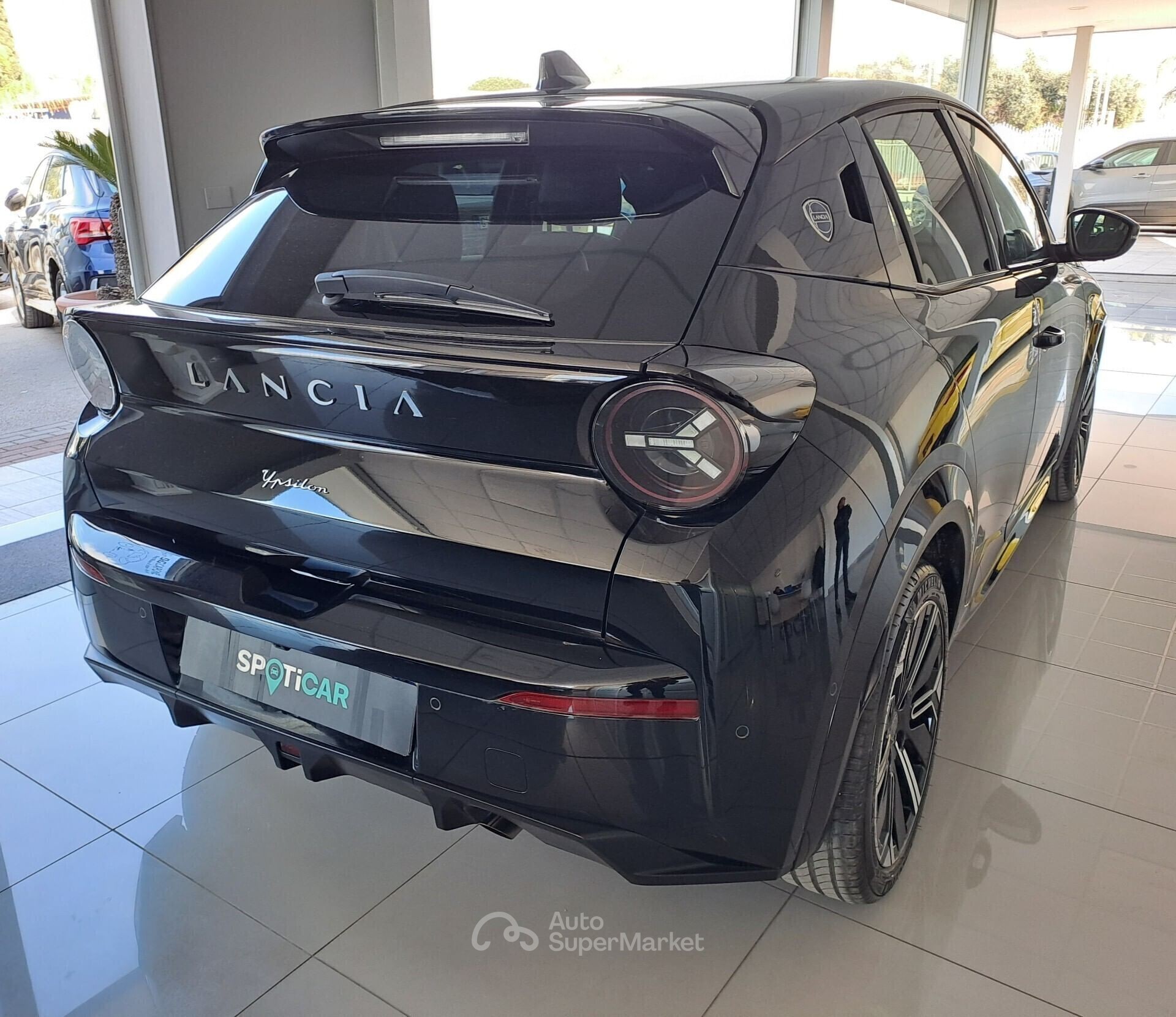 Lancia Ypsilon