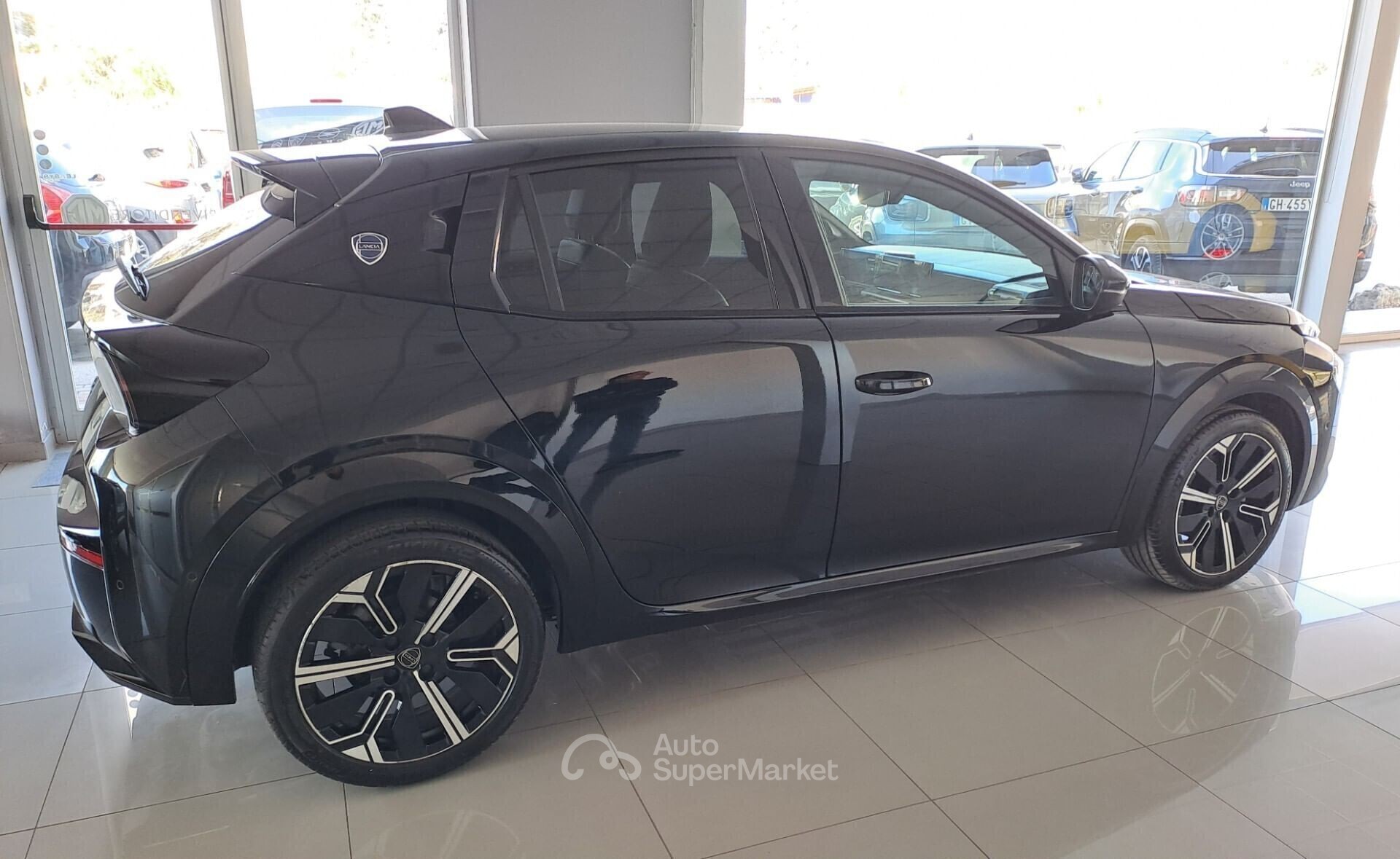 Lancia Ypsilon