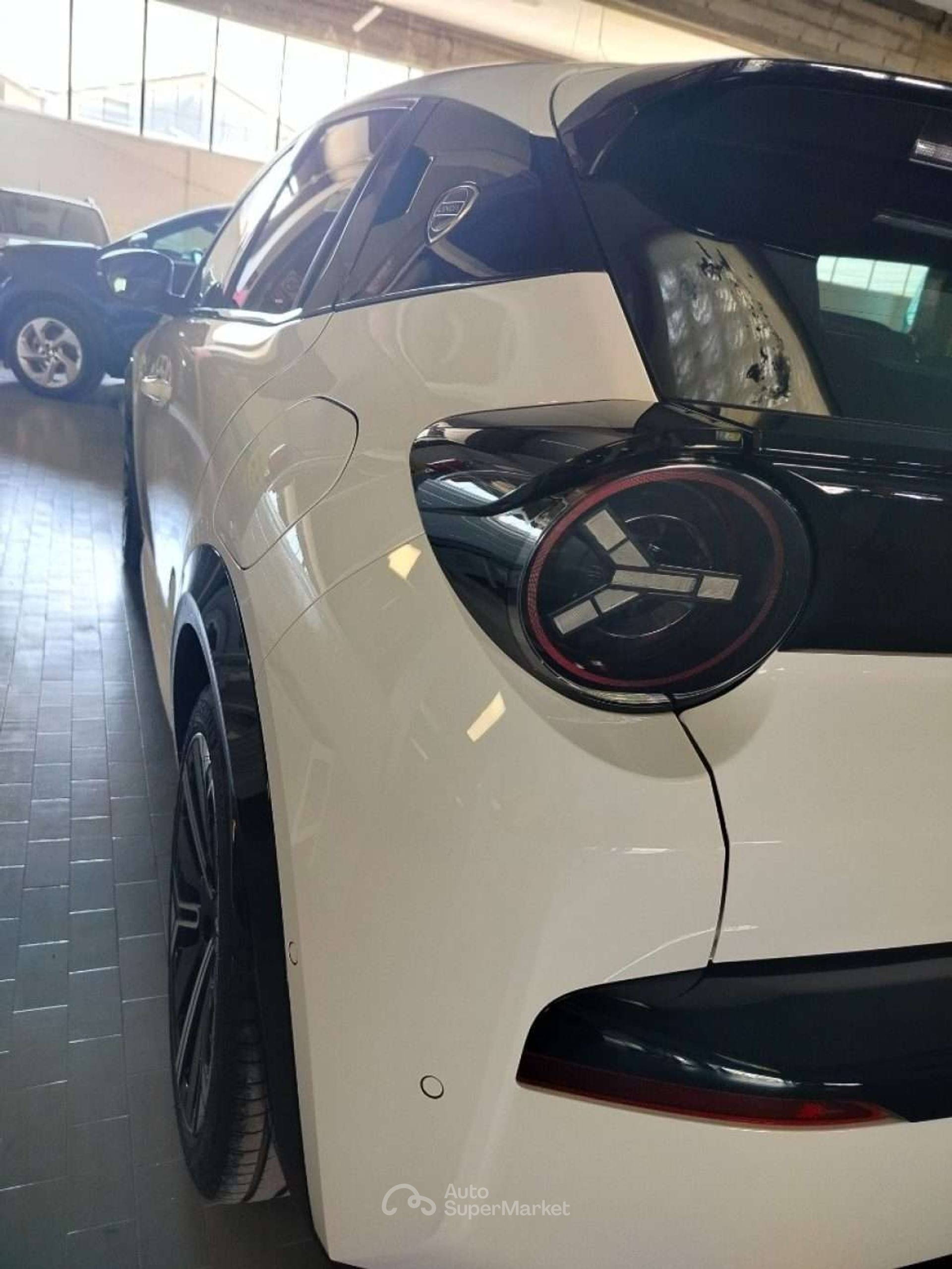 Lancia Ypsilon