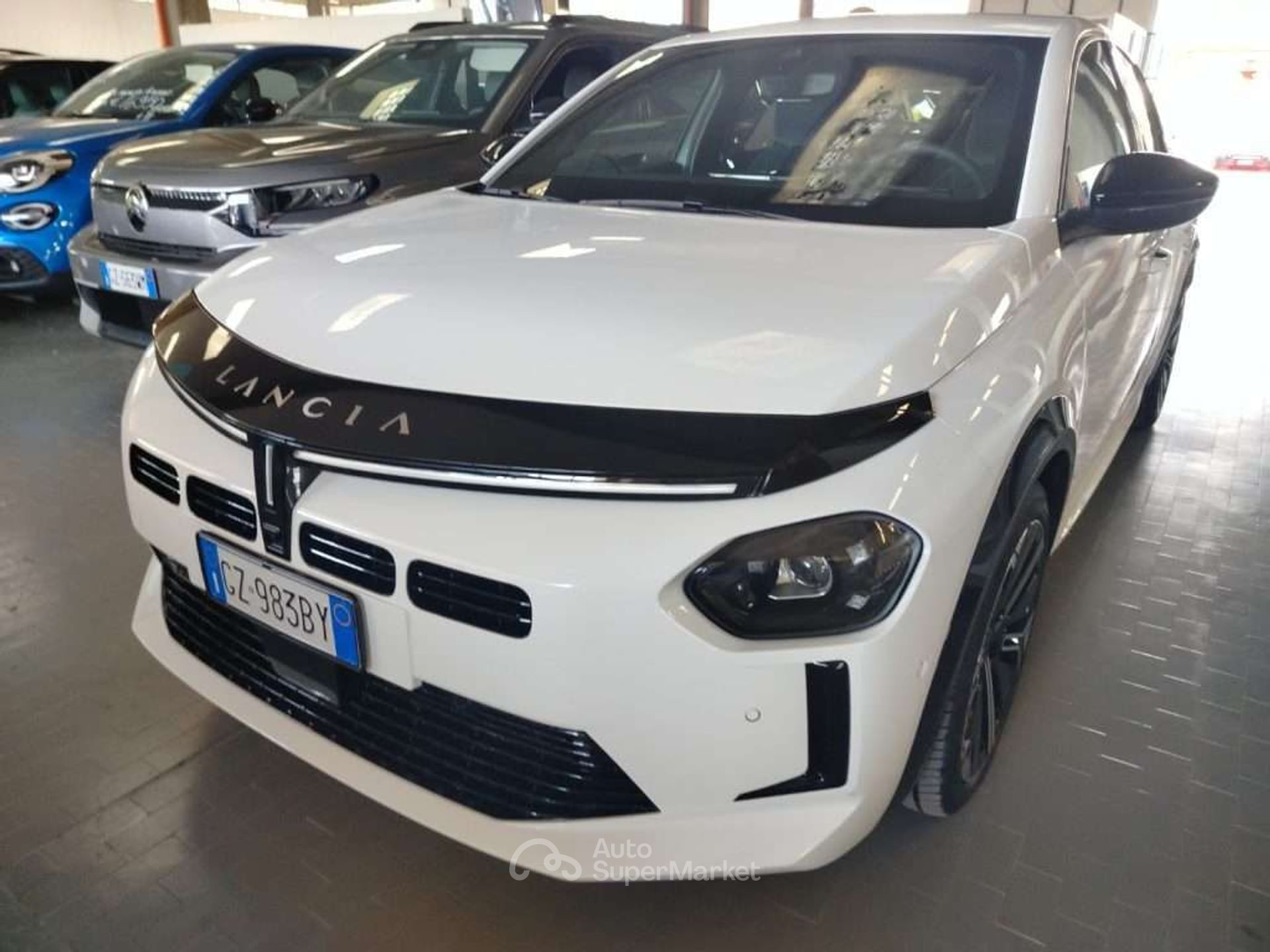 Lancia Ypsilon