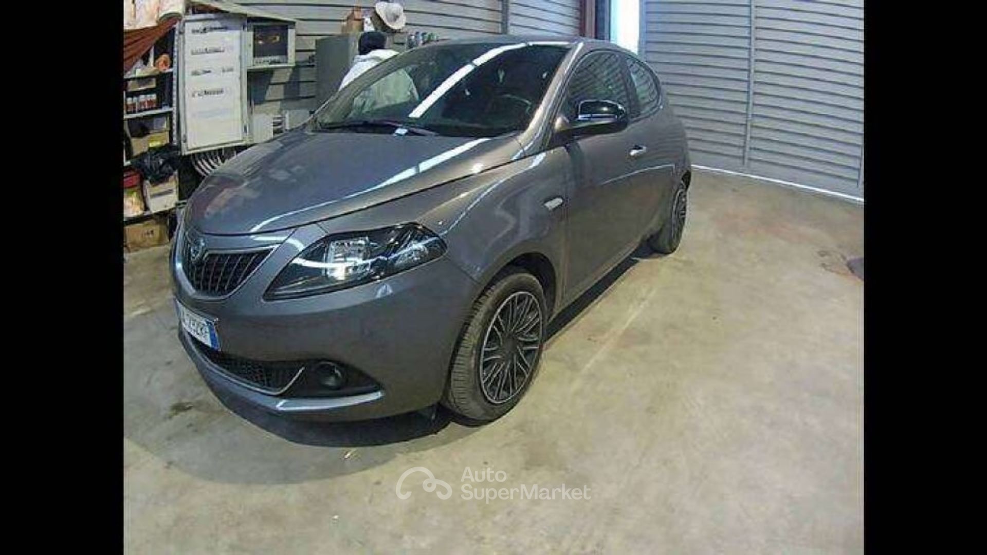 Lancia Ypsilon