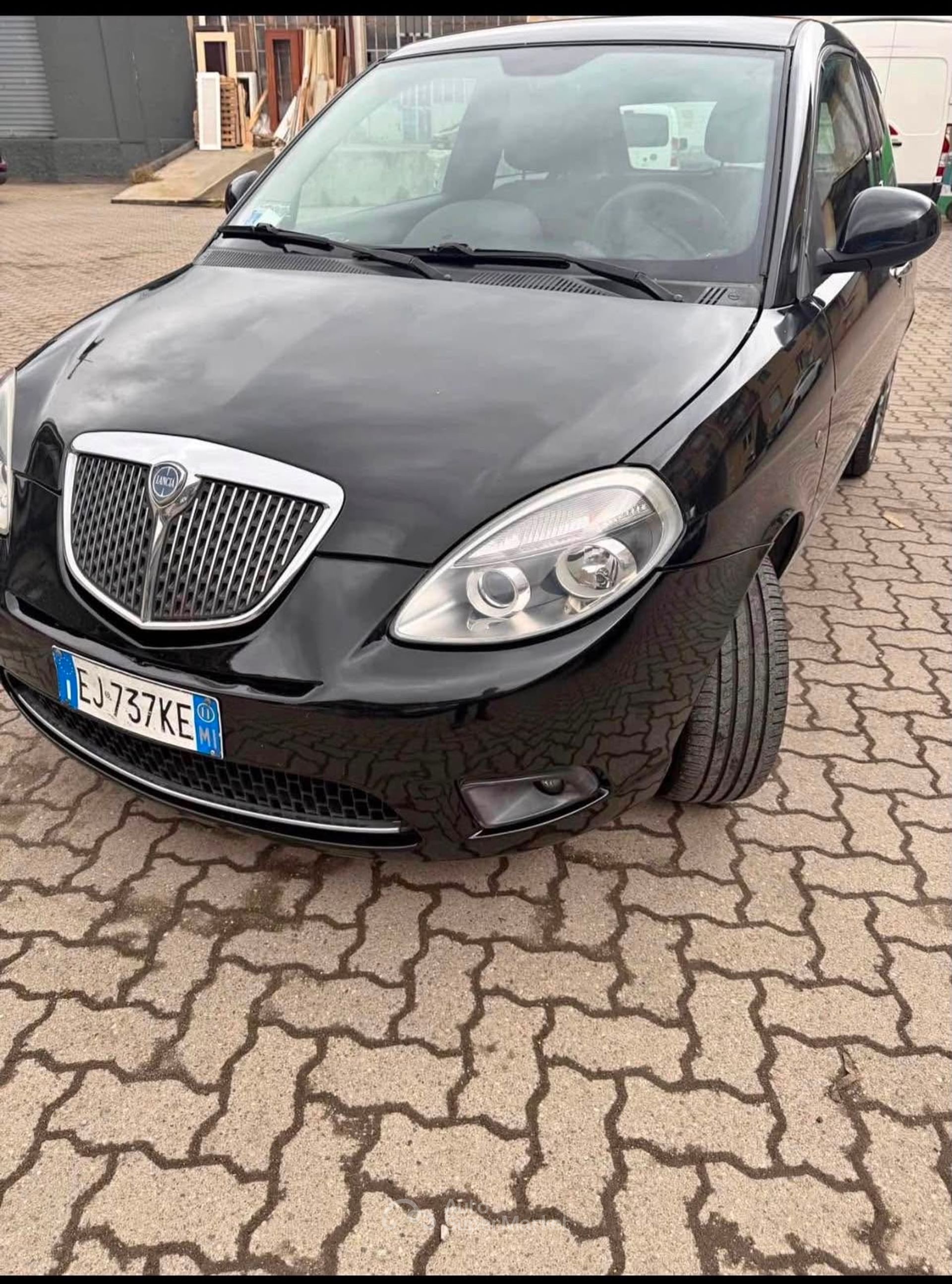Lancia Ypsilon