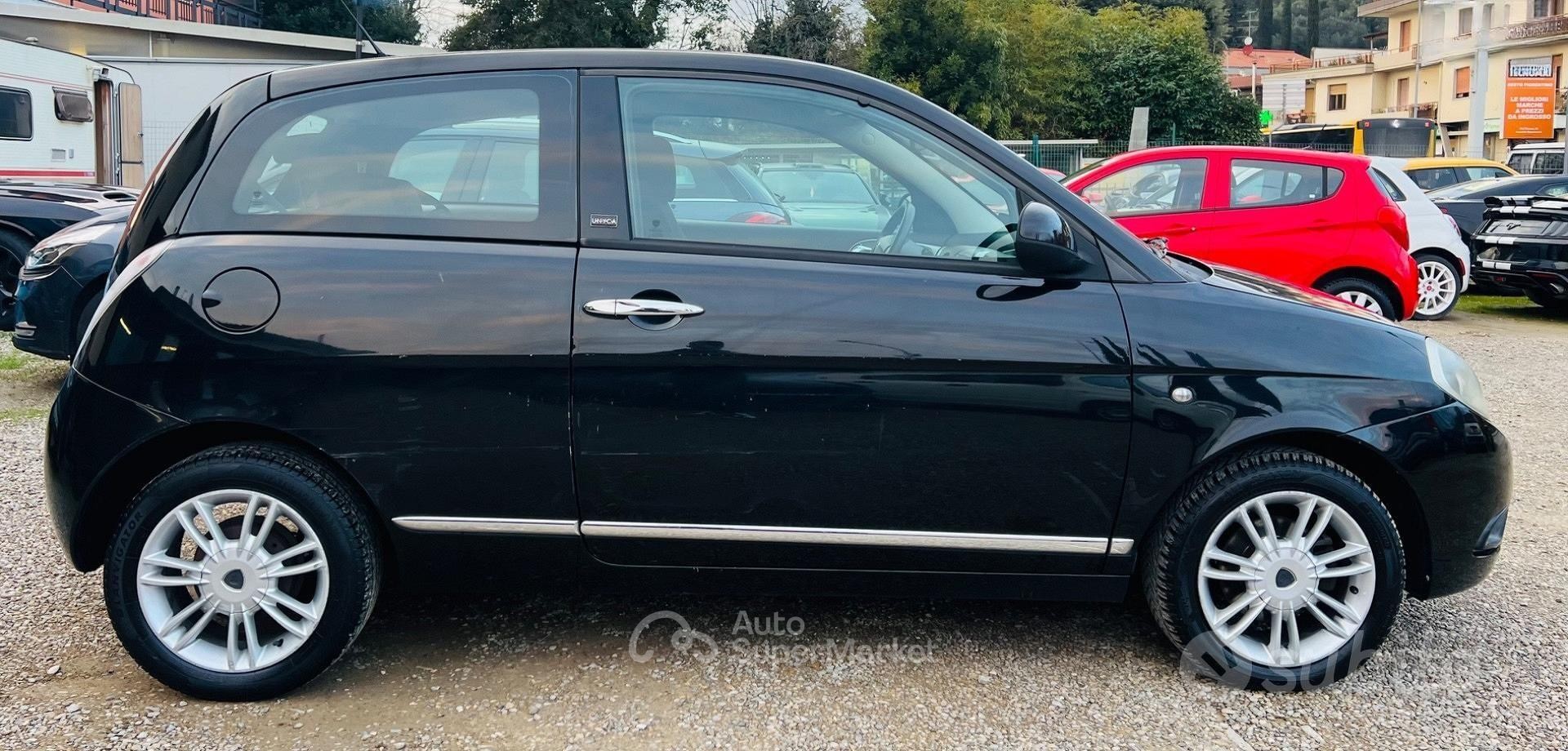 Lancia Ypsilon