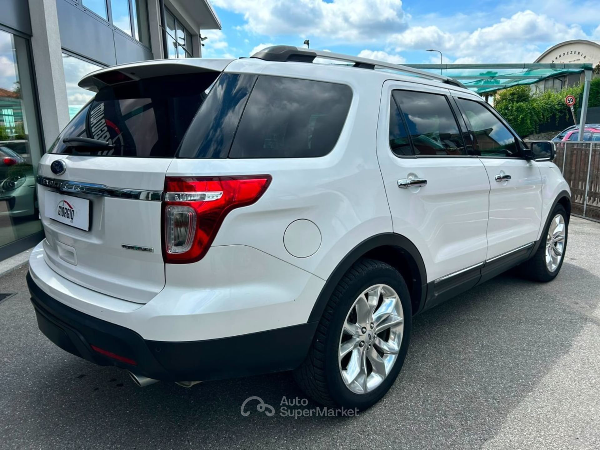 Ford Explorer