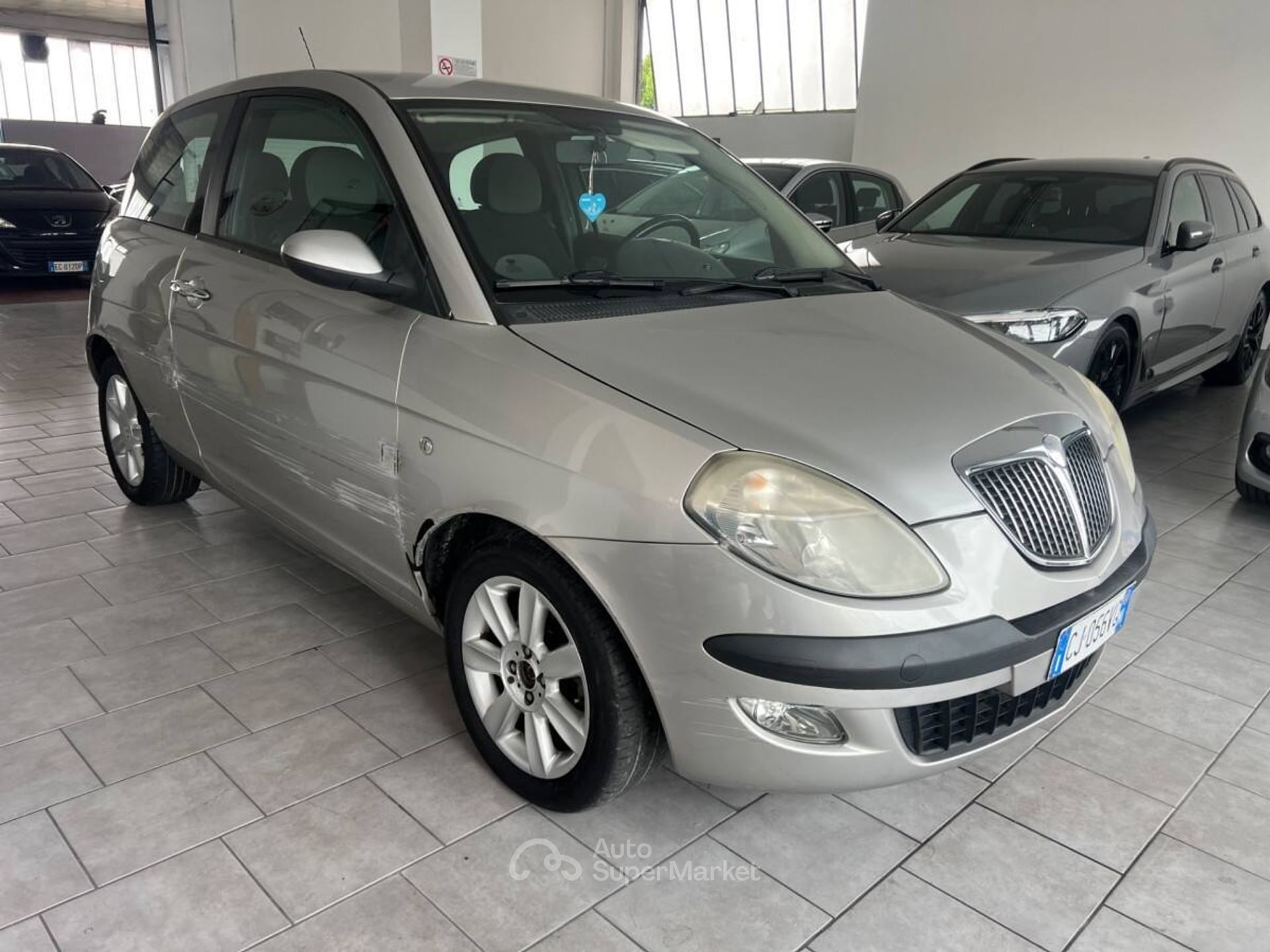 Lancia Ypsilon