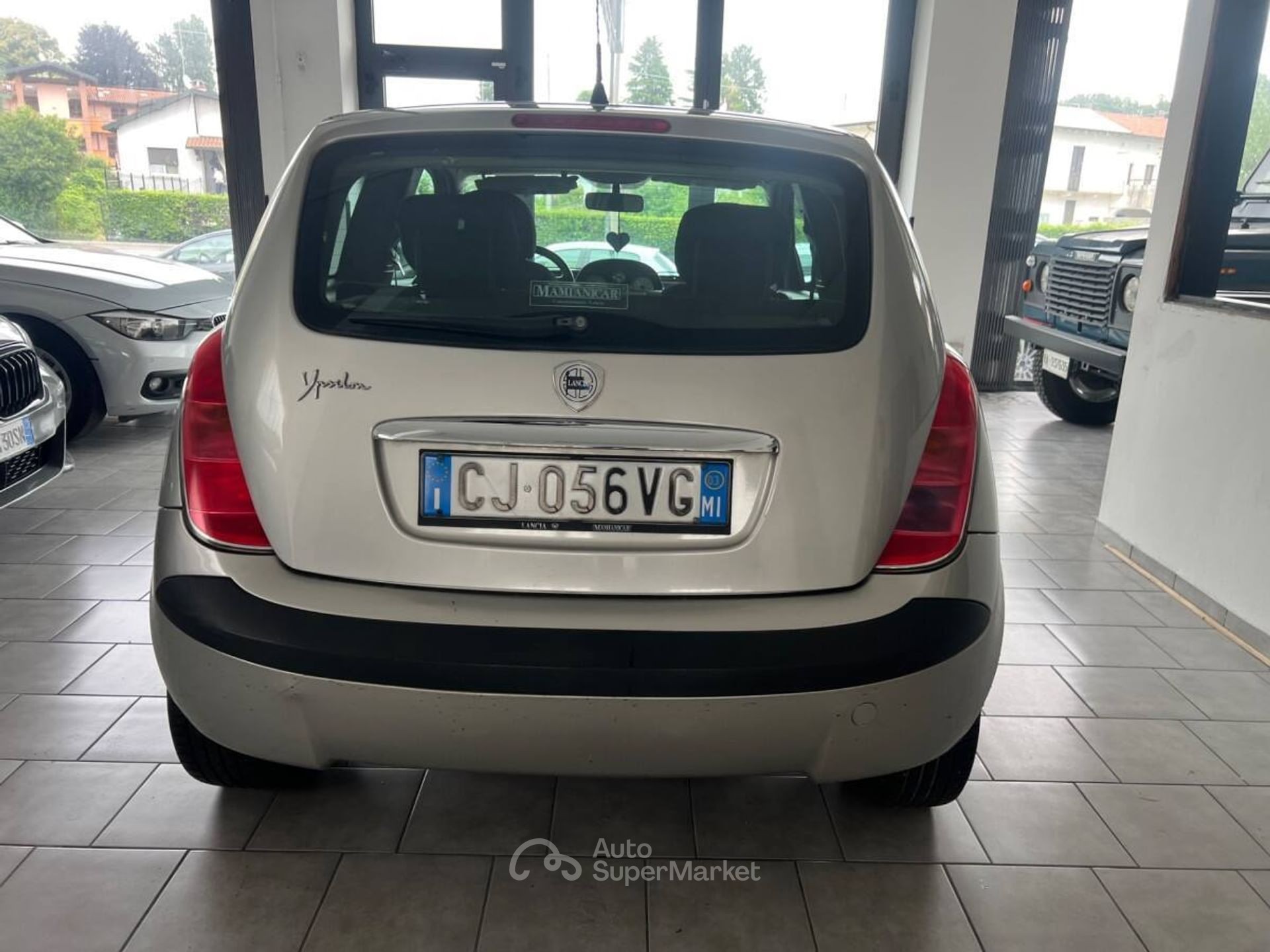 Lancia Ypsilon