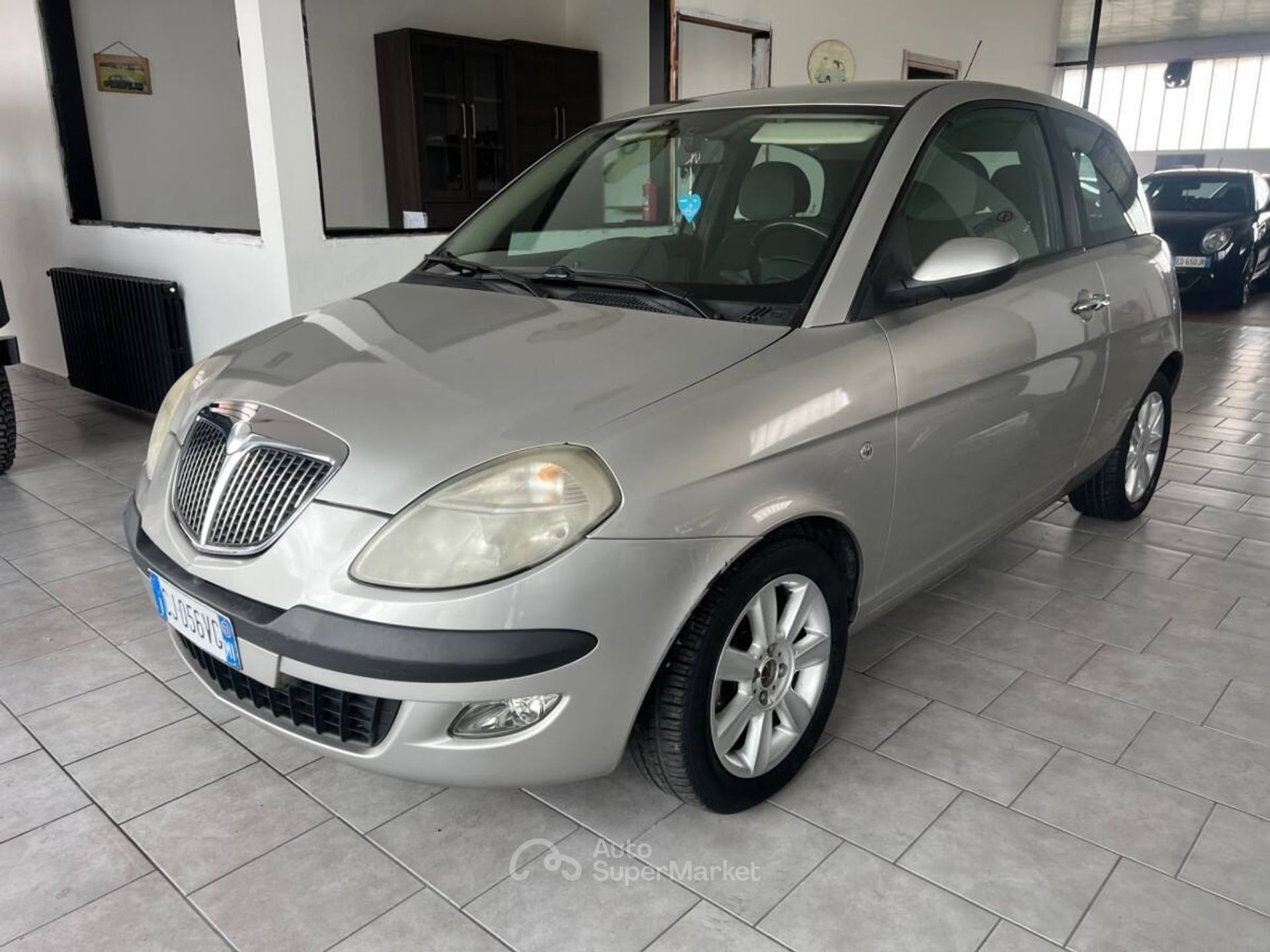 Lancia Ypsilon