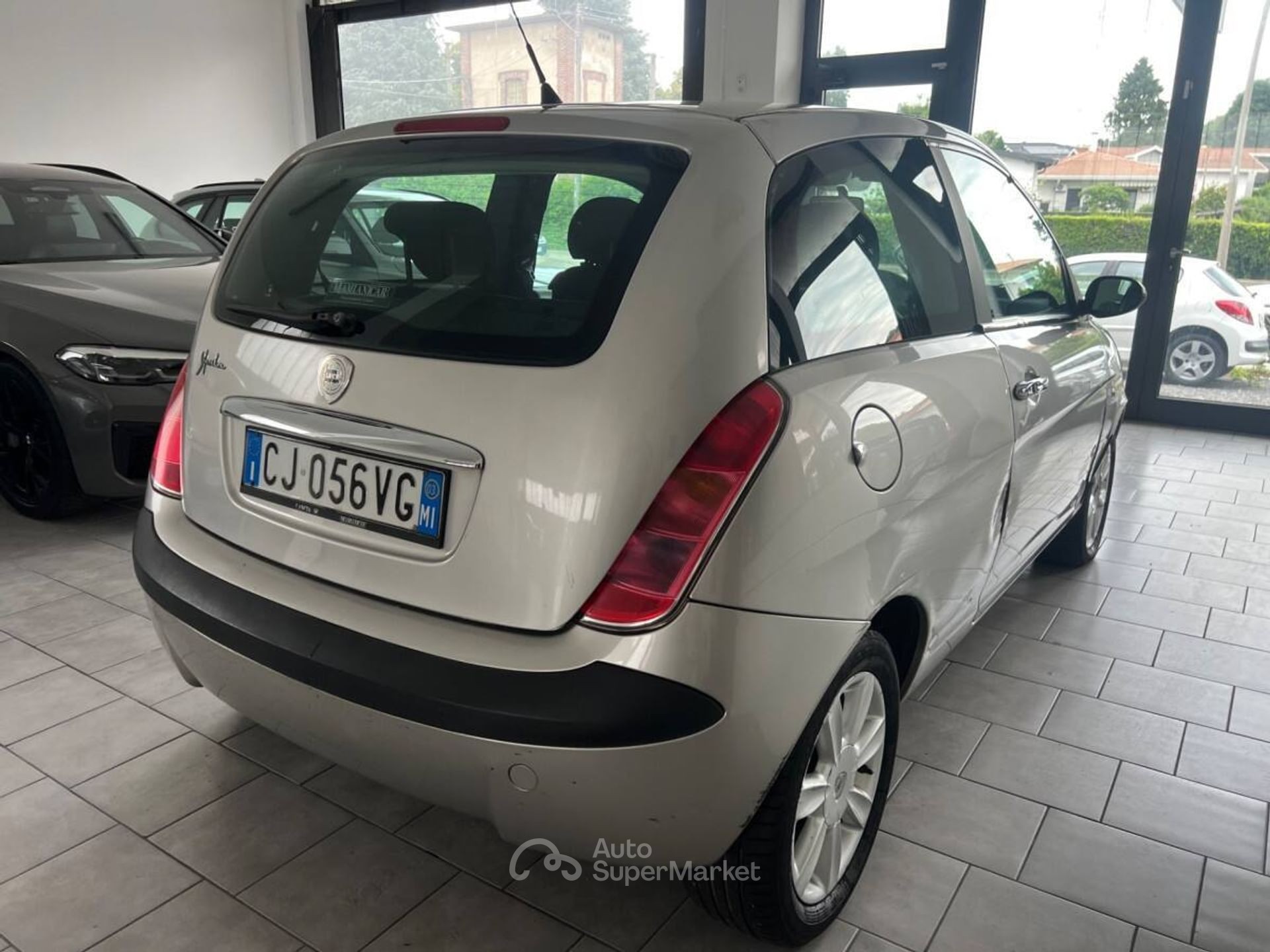 Lancia Ypsilon