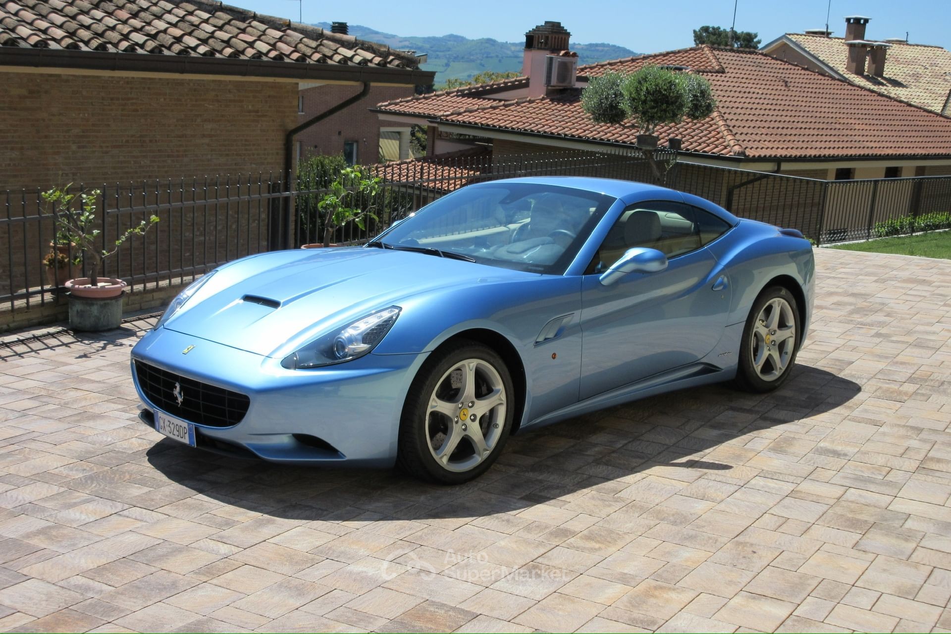 Ferrari California