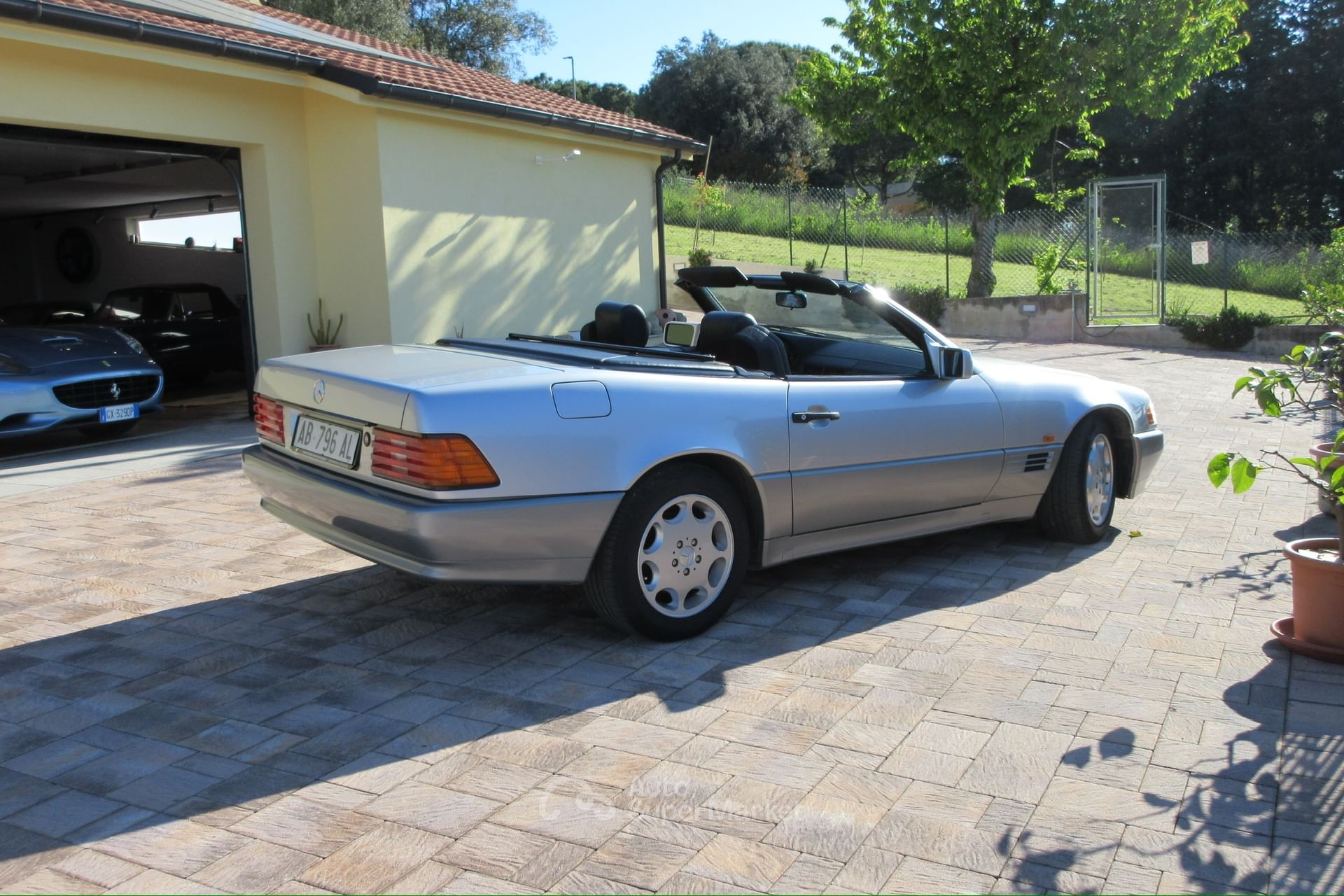 Mercedes-Benz SL
