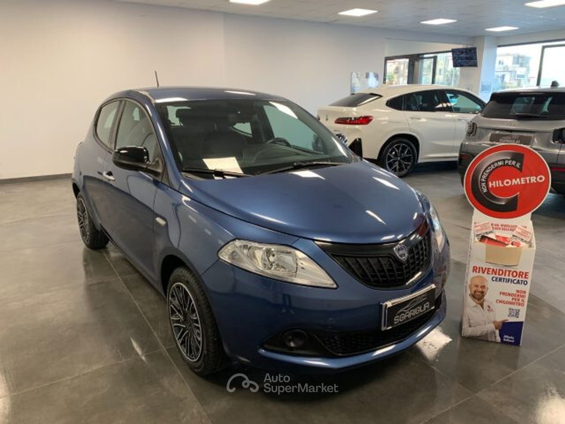 Lancia Ypsilon