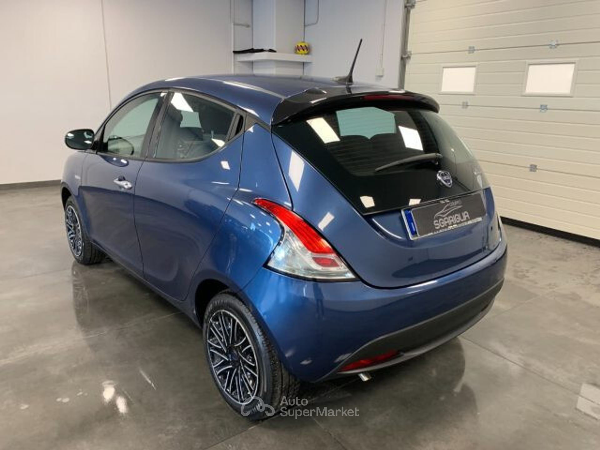 Lancia Ypsilon