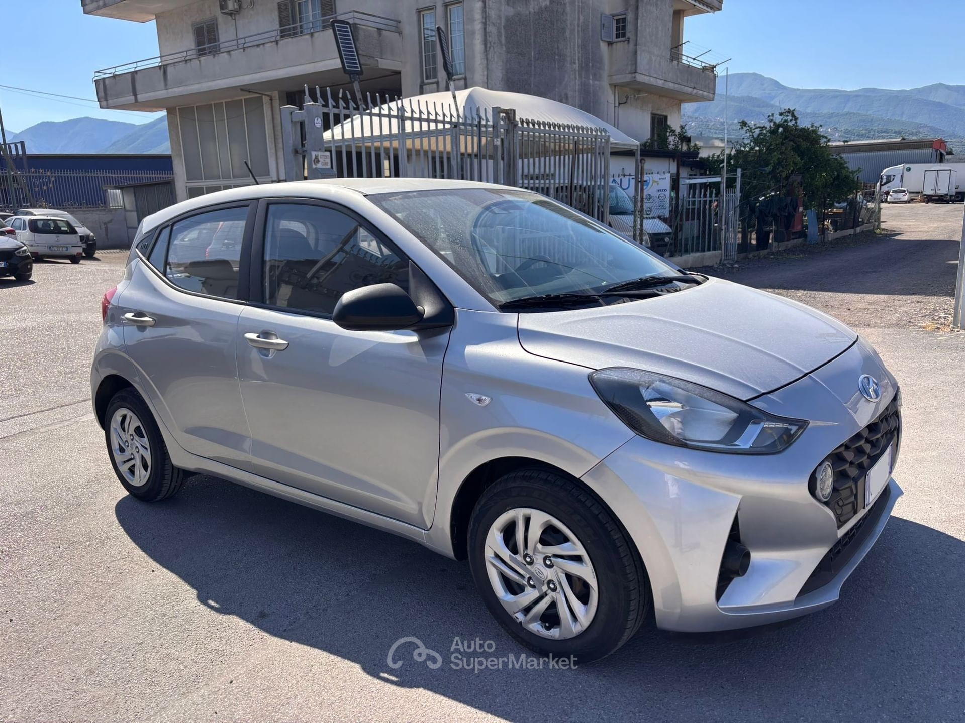 Hyundai i10