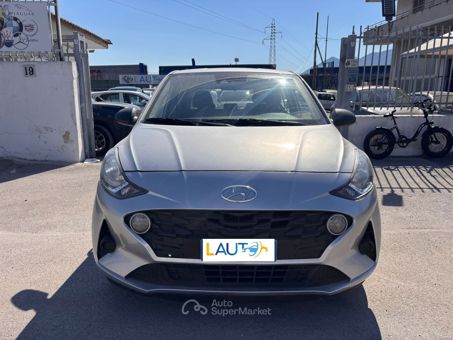 Hyundai i10