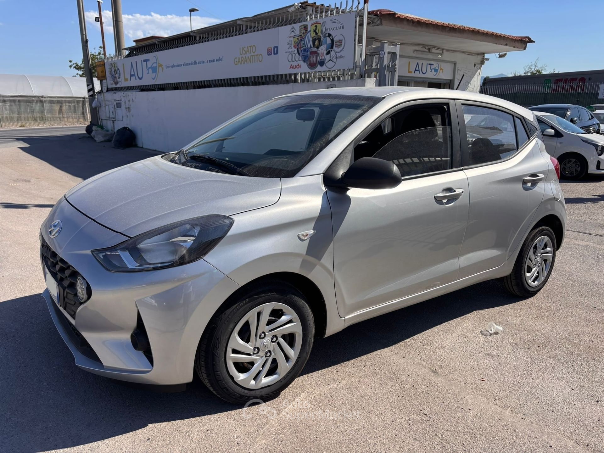 Hyundai i10