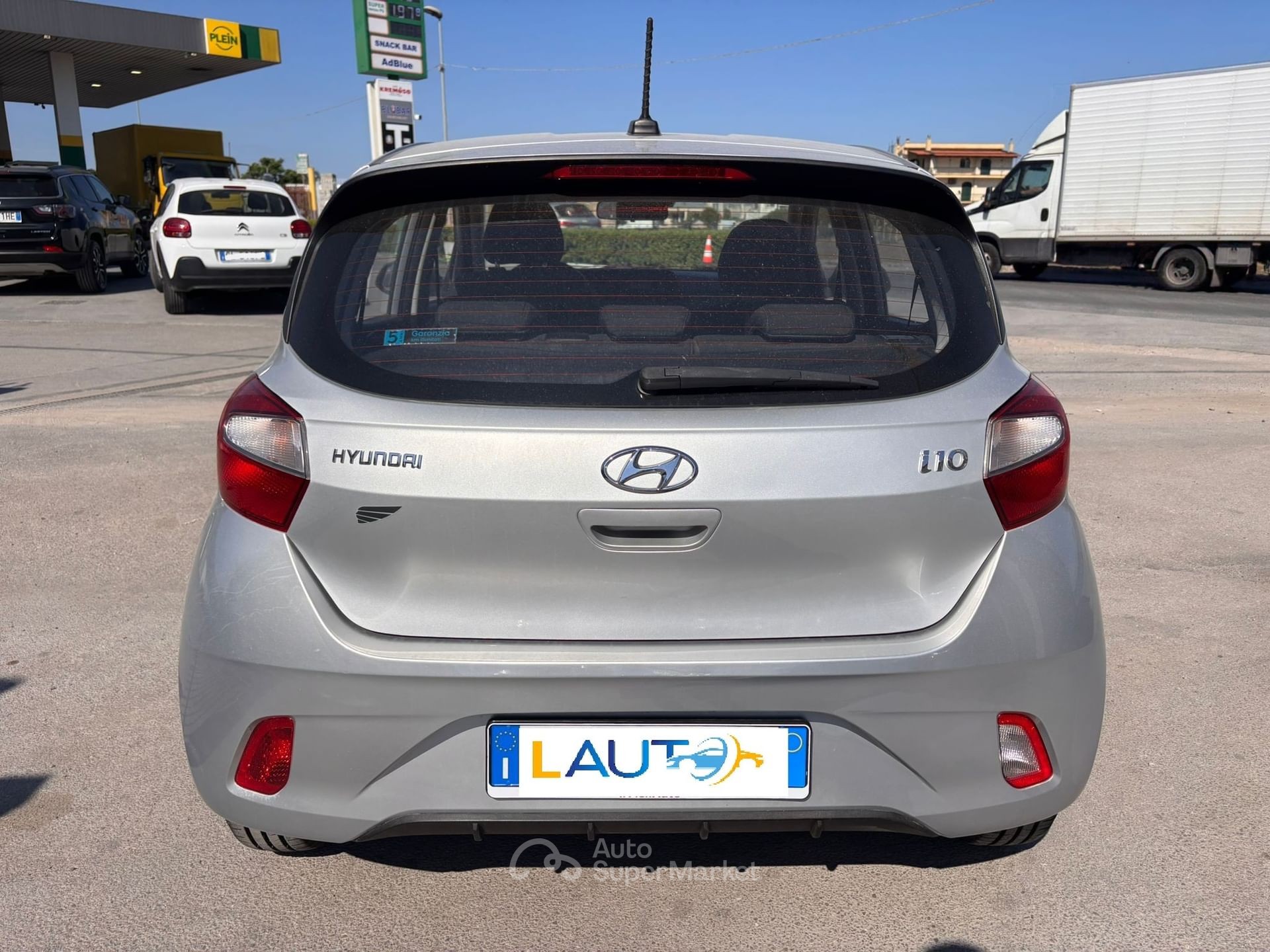 Hyundai i10