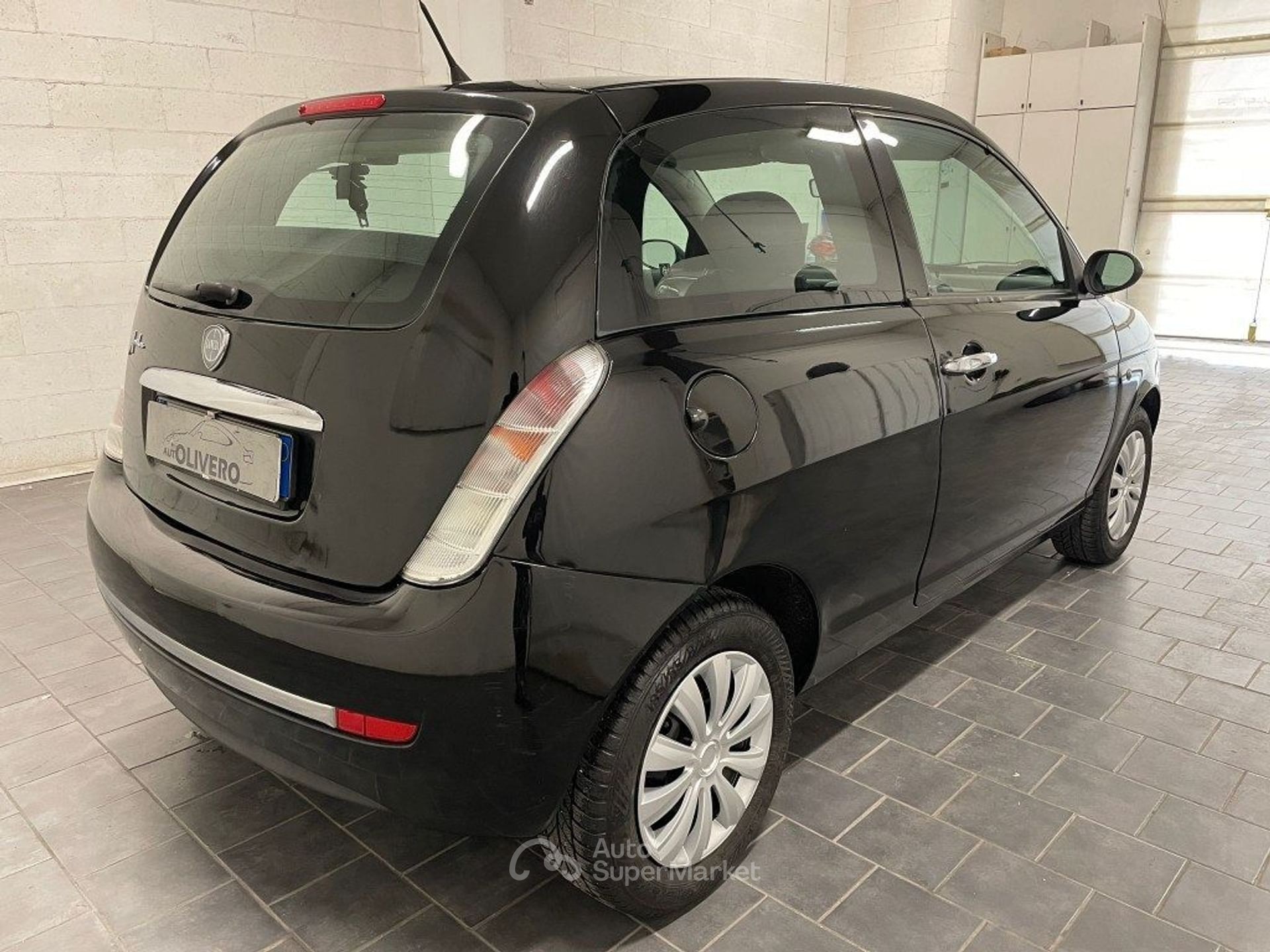 Lancia Ypsilon