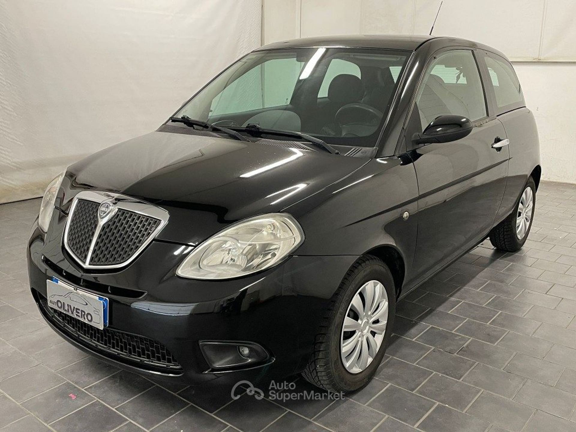 Lancia Ypsilon