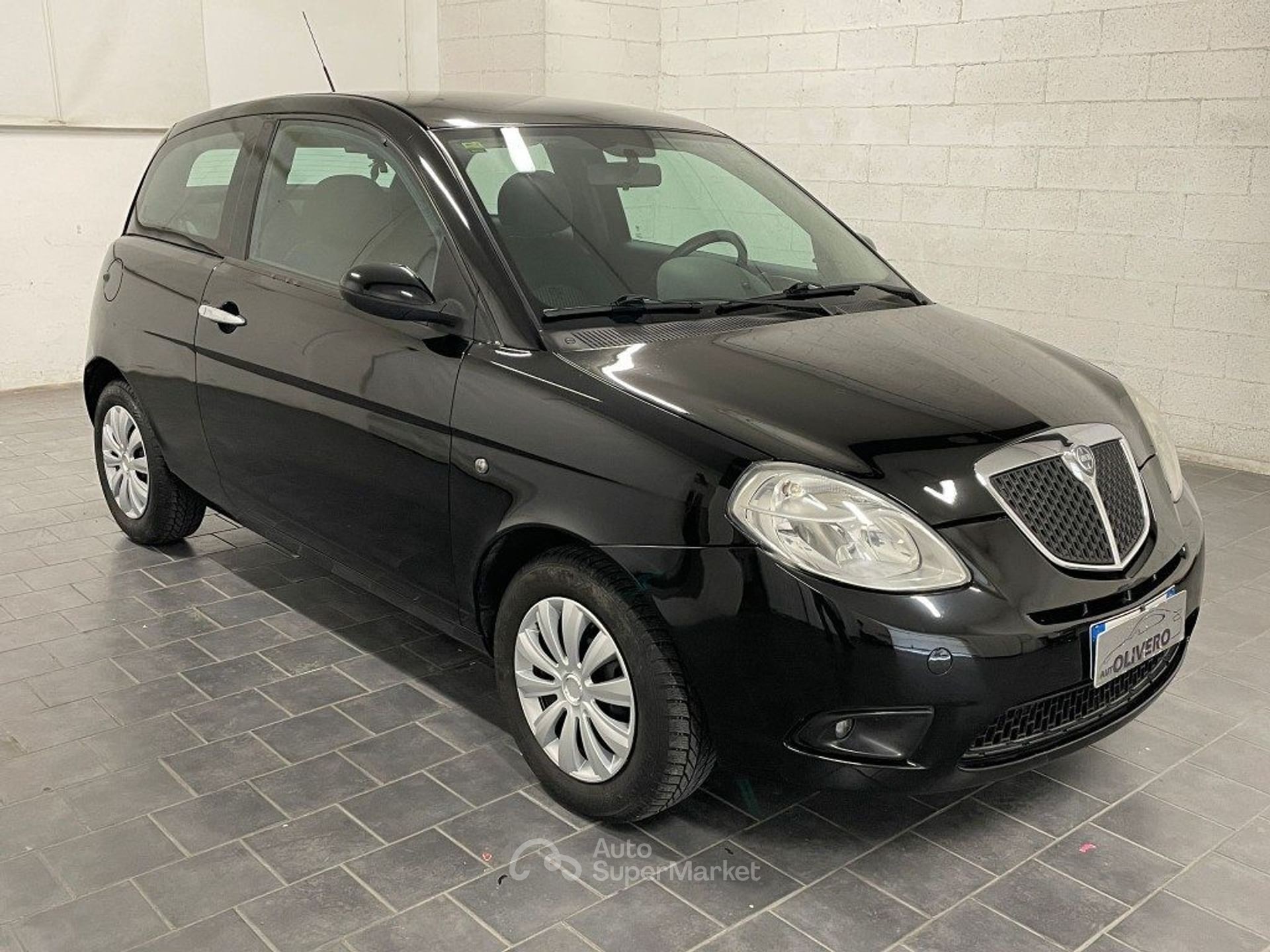 Lancia Ypsilon