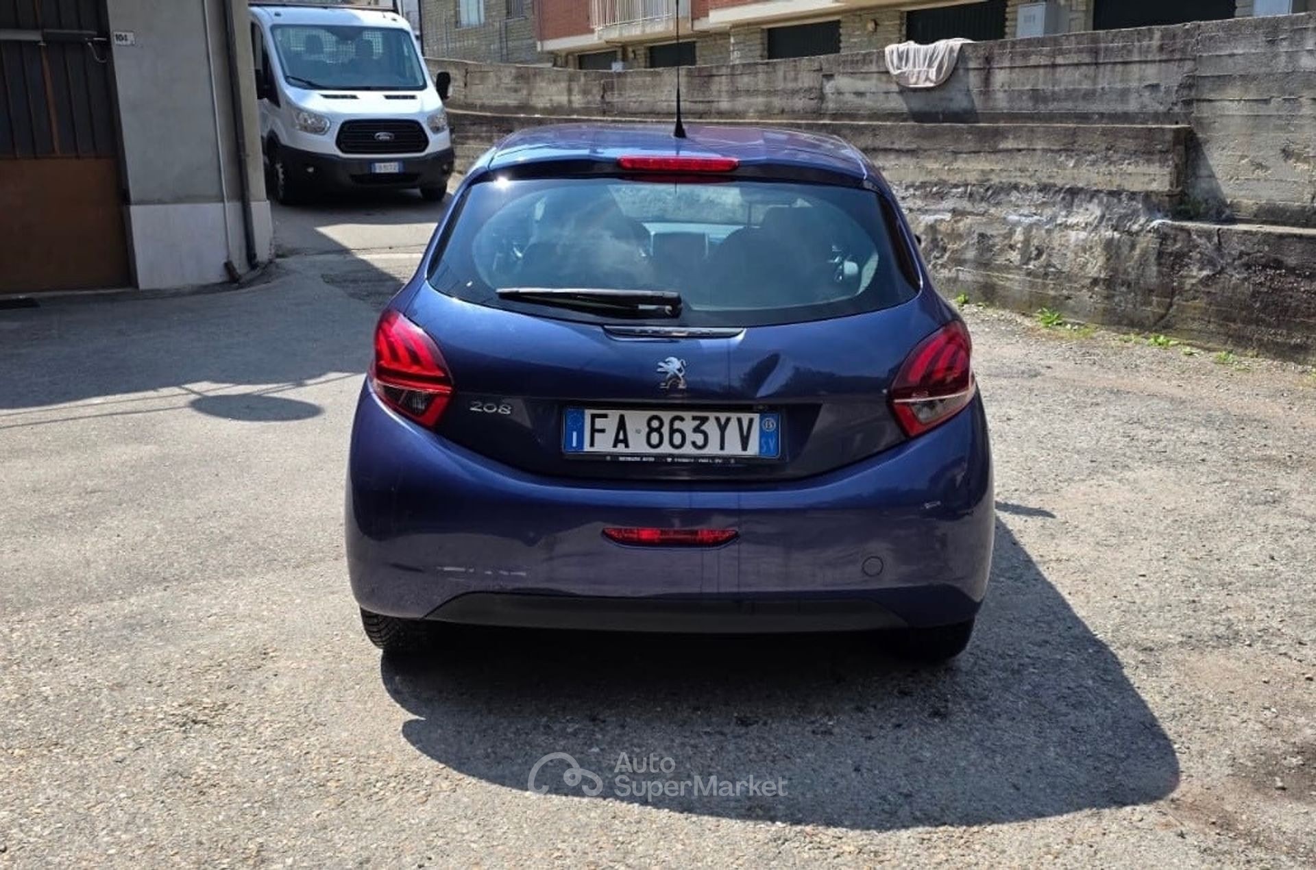 Peugeot 208