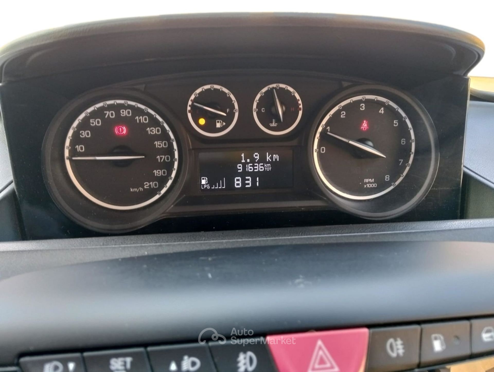 Lancia Ypsilon