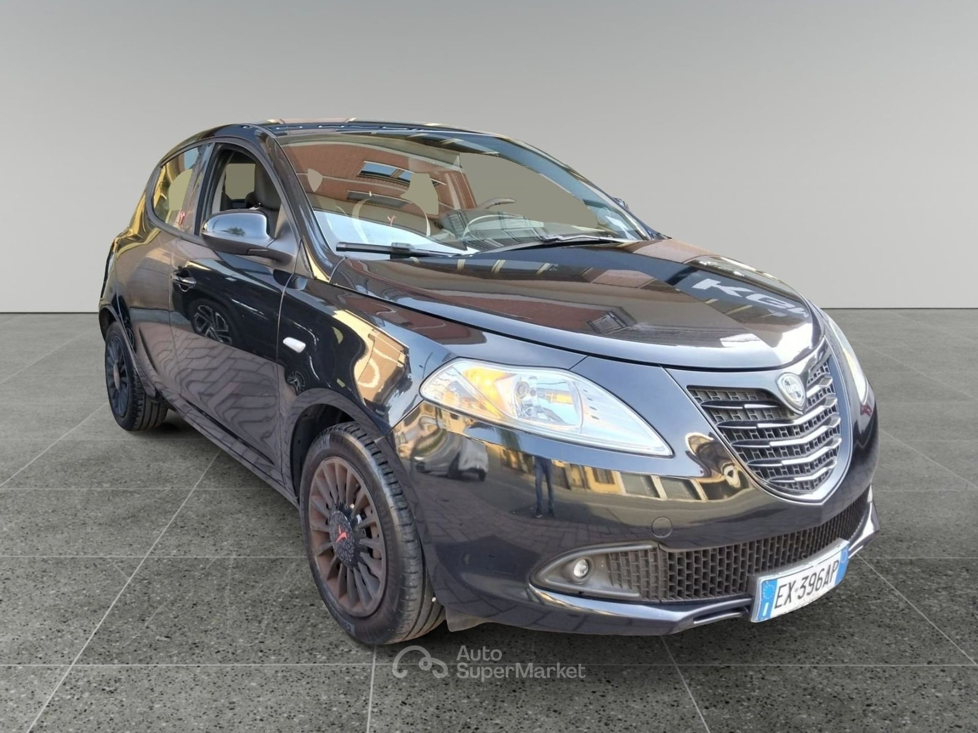 Lancia Ypsilon