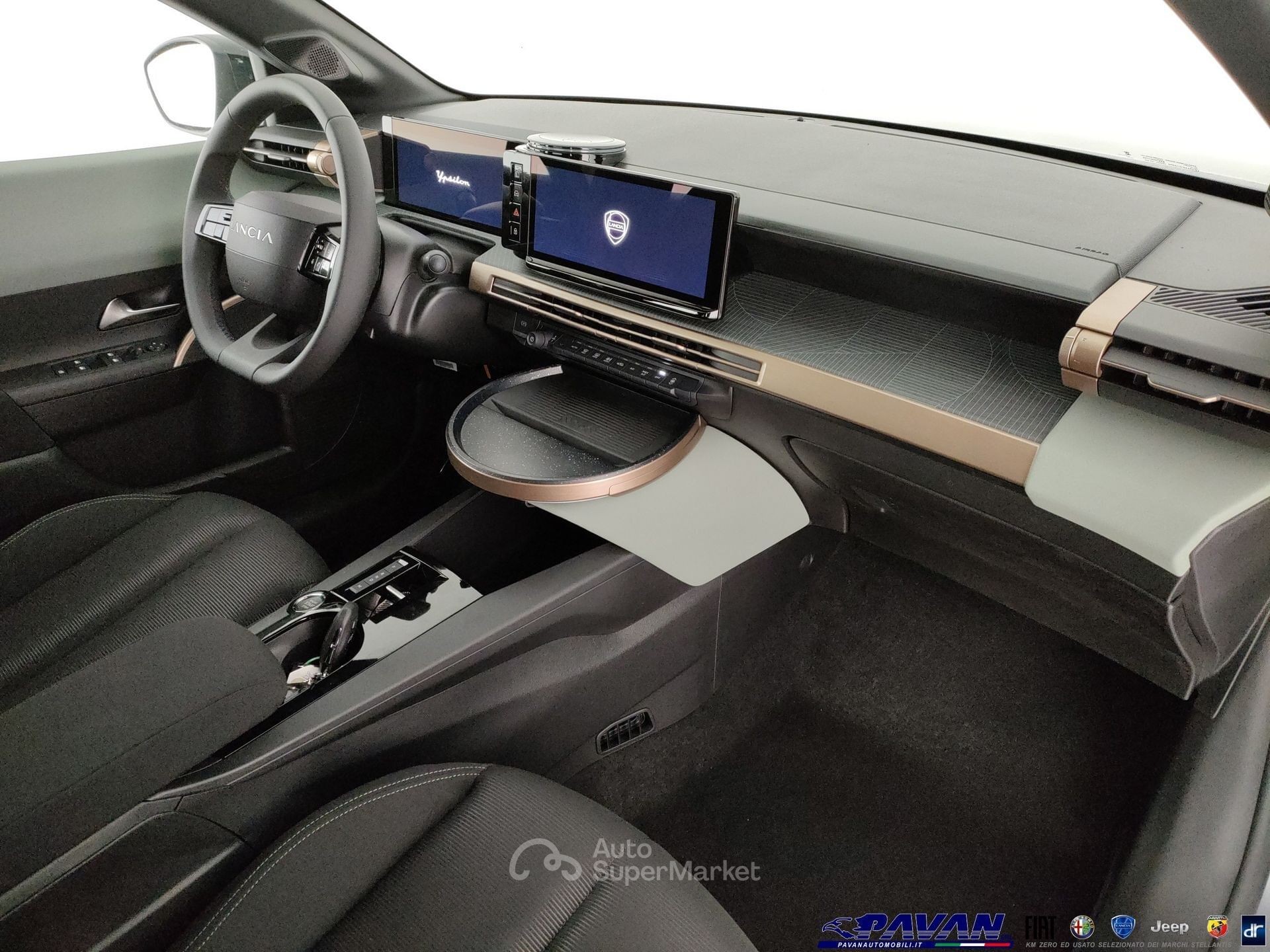 Lancia Ypsilon