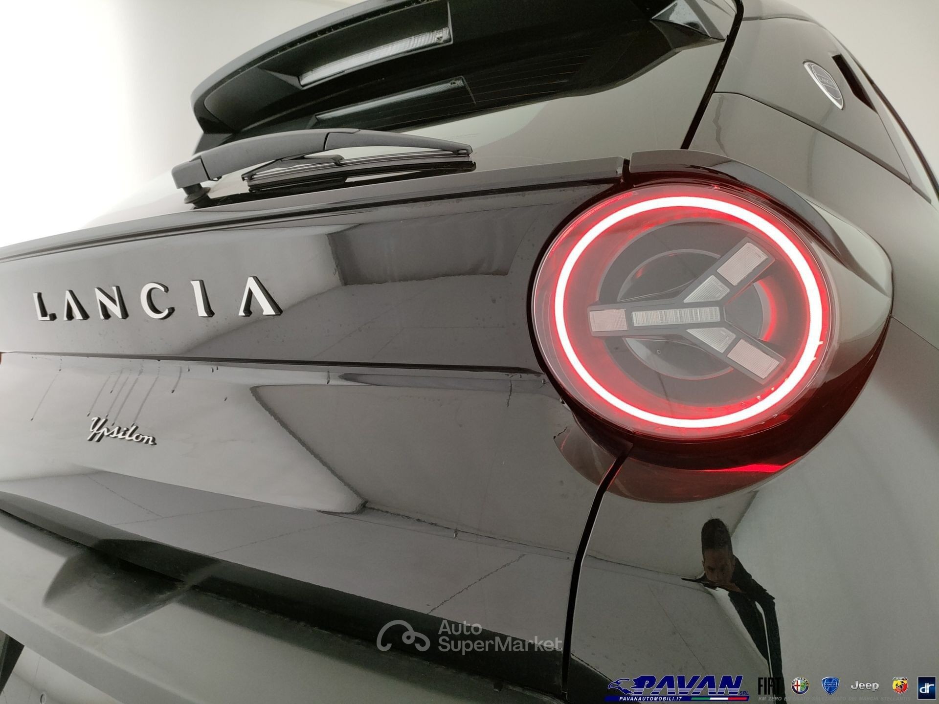Lancia Ypsilon