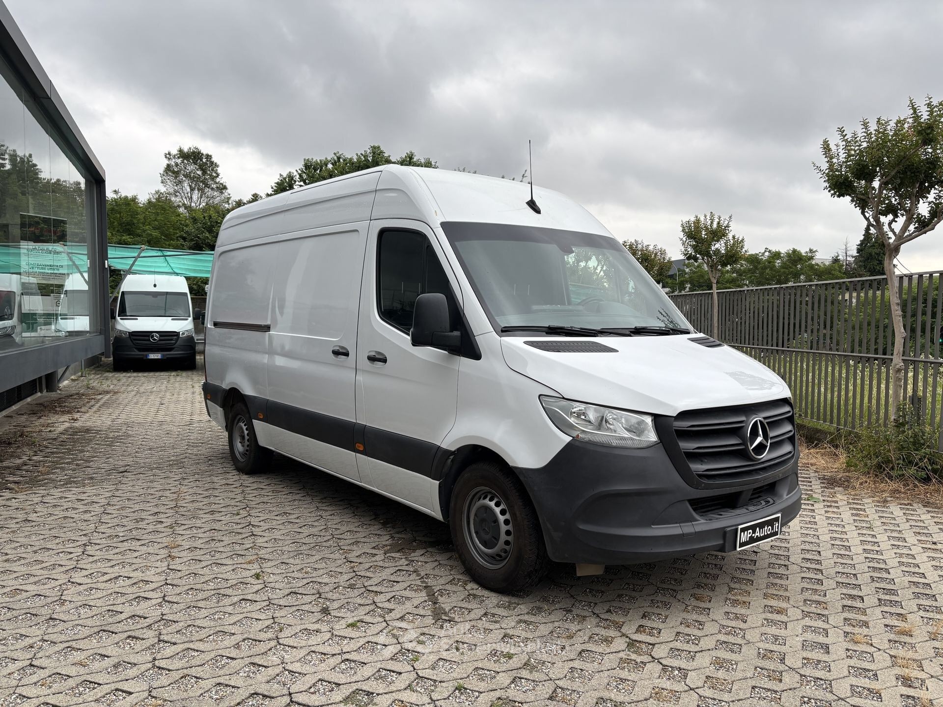 Mercedes-Benz Sprinter