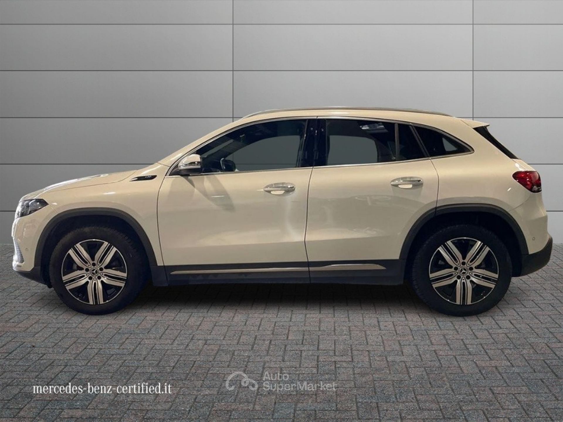 Mercedes-Benz EQA