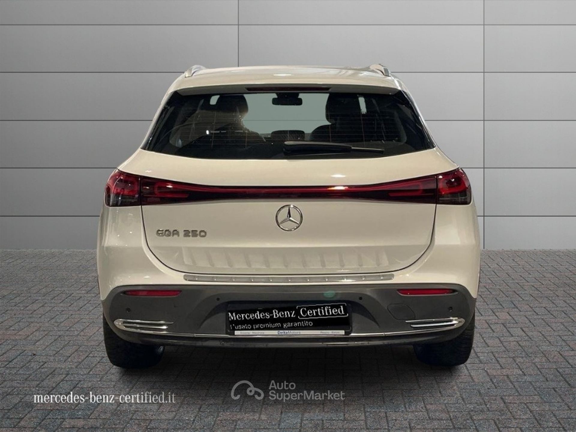 Mercedes-Benz EQA
