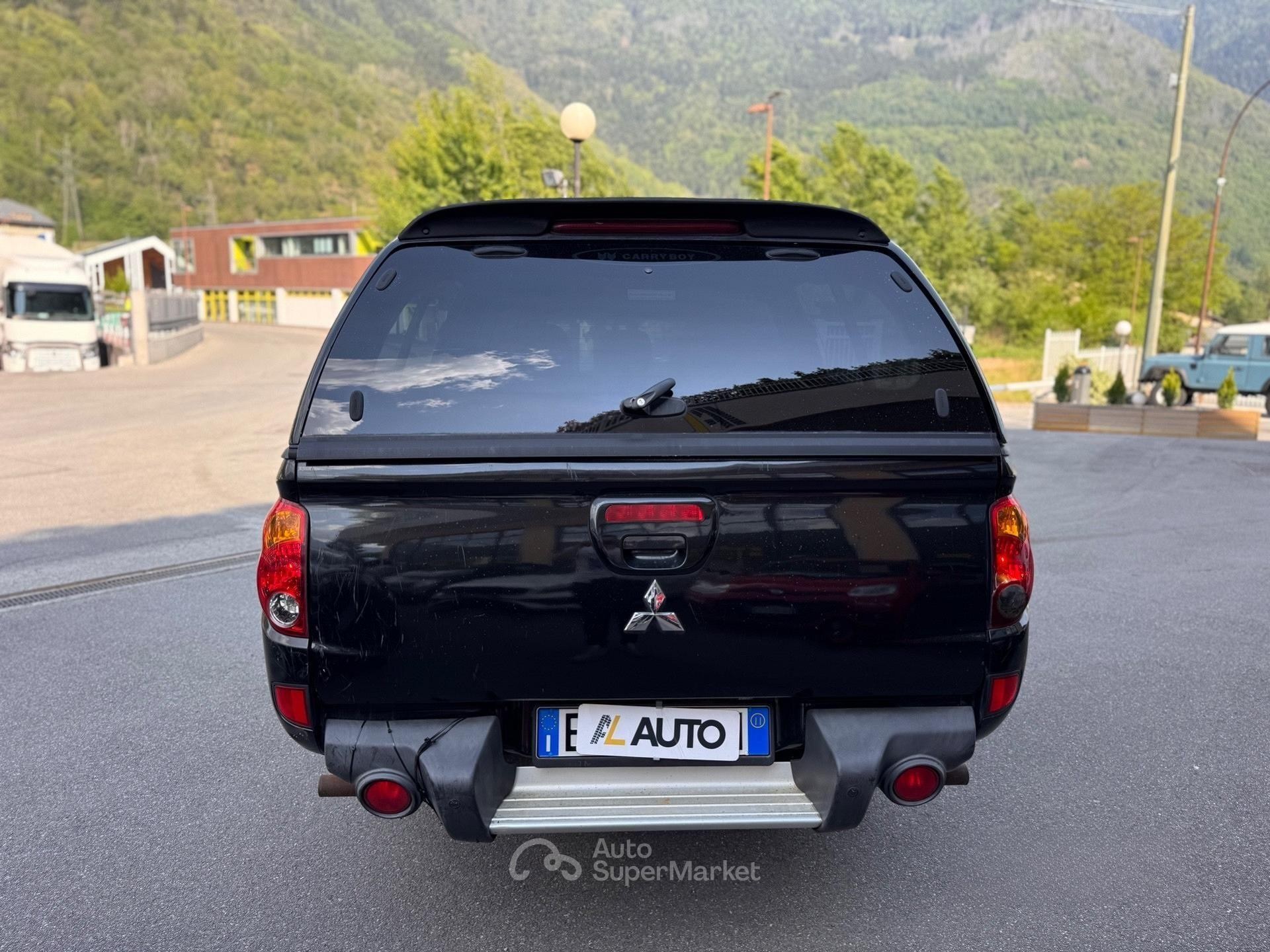 Mitsubishi L200